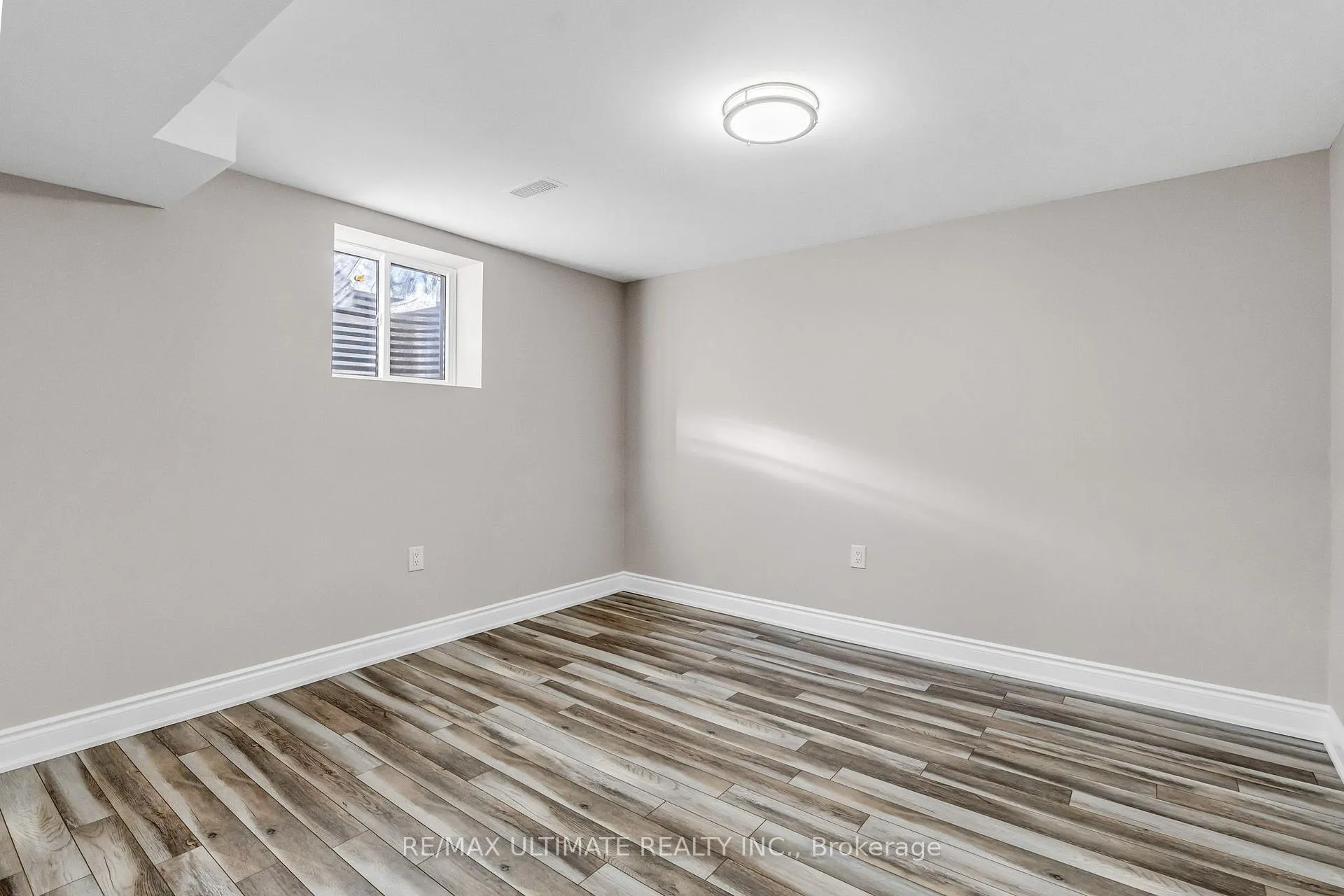 Photo 15 of Unit Lower, 41 Danesbury Crescent, Brampton, Southgate — HOMEH