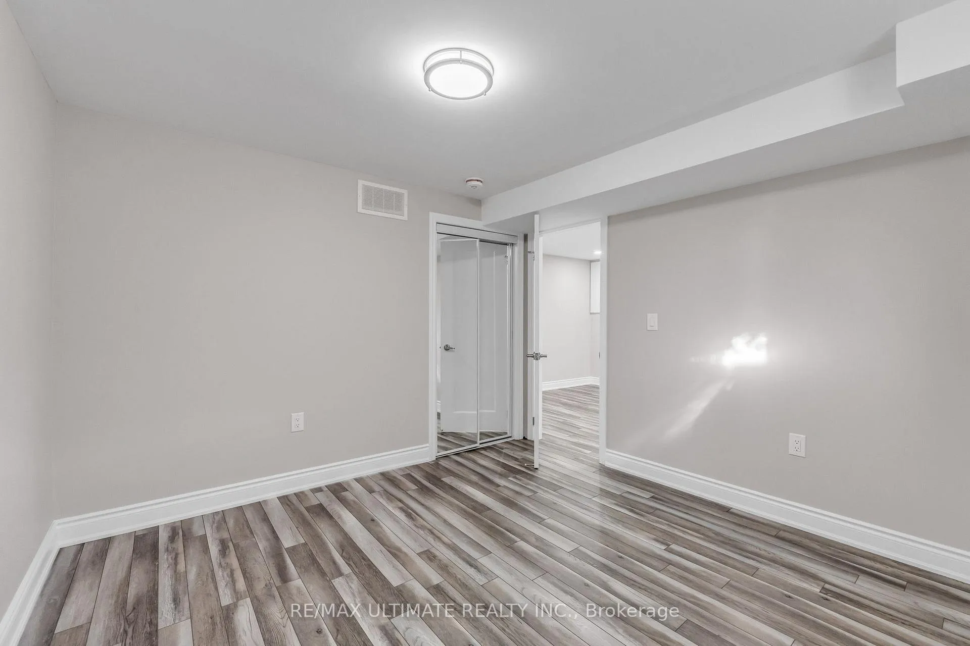 Photo 16 of Unit Lower, 41 Danesbury Crescent, Brampton, Southgate — HOMEH