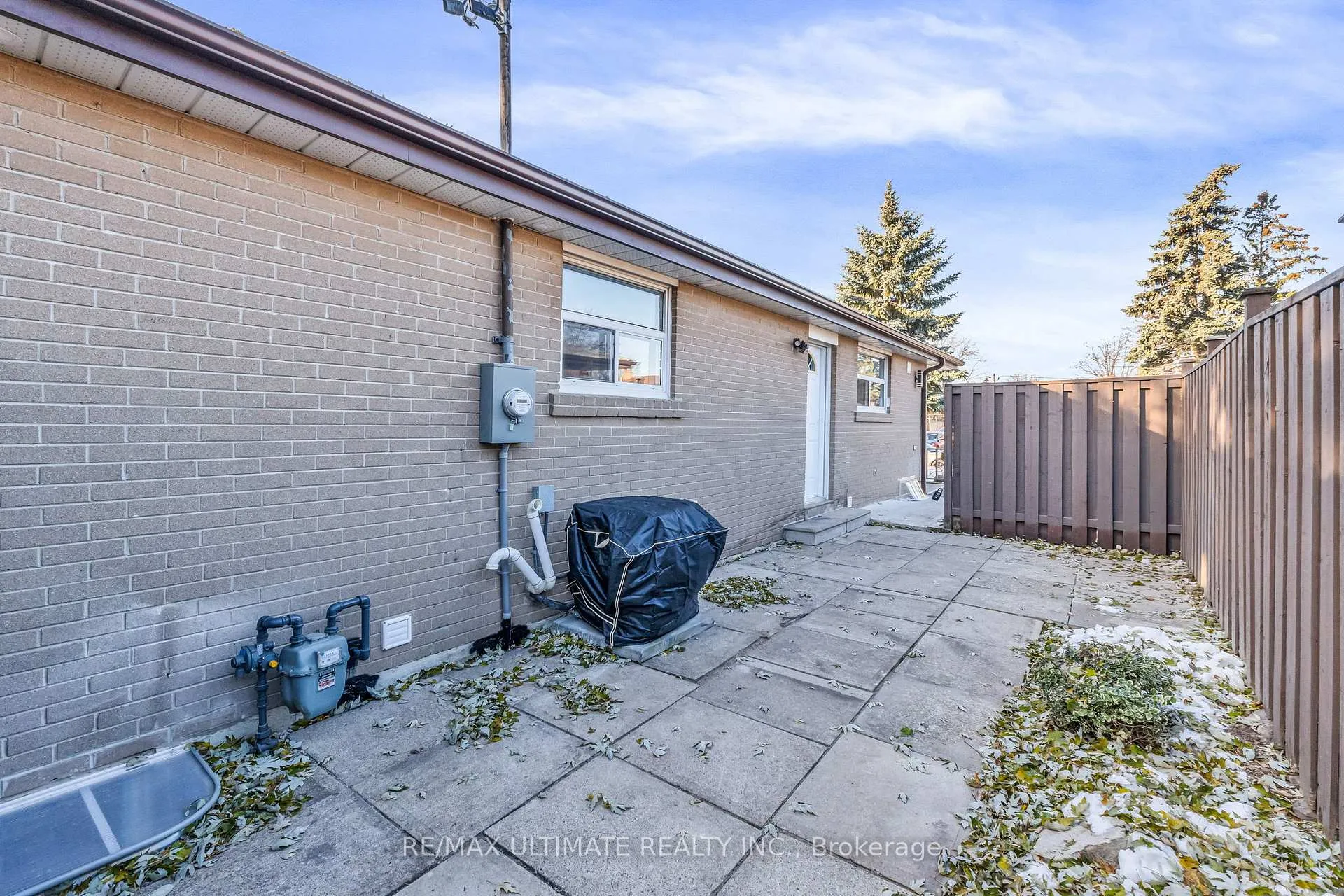 Photo 22 of Unit Lower, 41 Danesbury Crescent, Brampton, Southgate — HOMEH