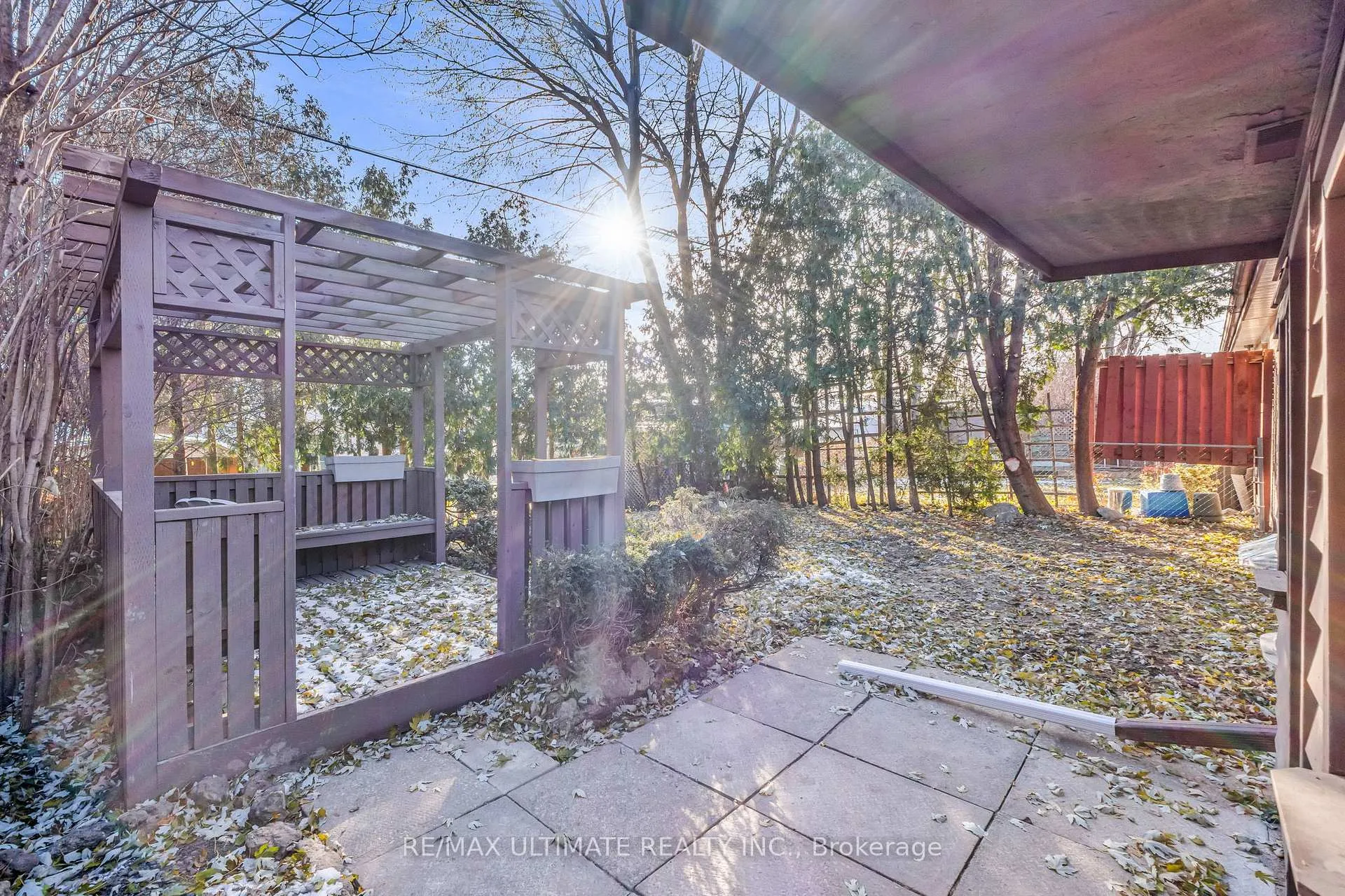 Photo 24 of Unit Lower, 41 Danesbury Crescent, Brampton, Southgate — HOMEH