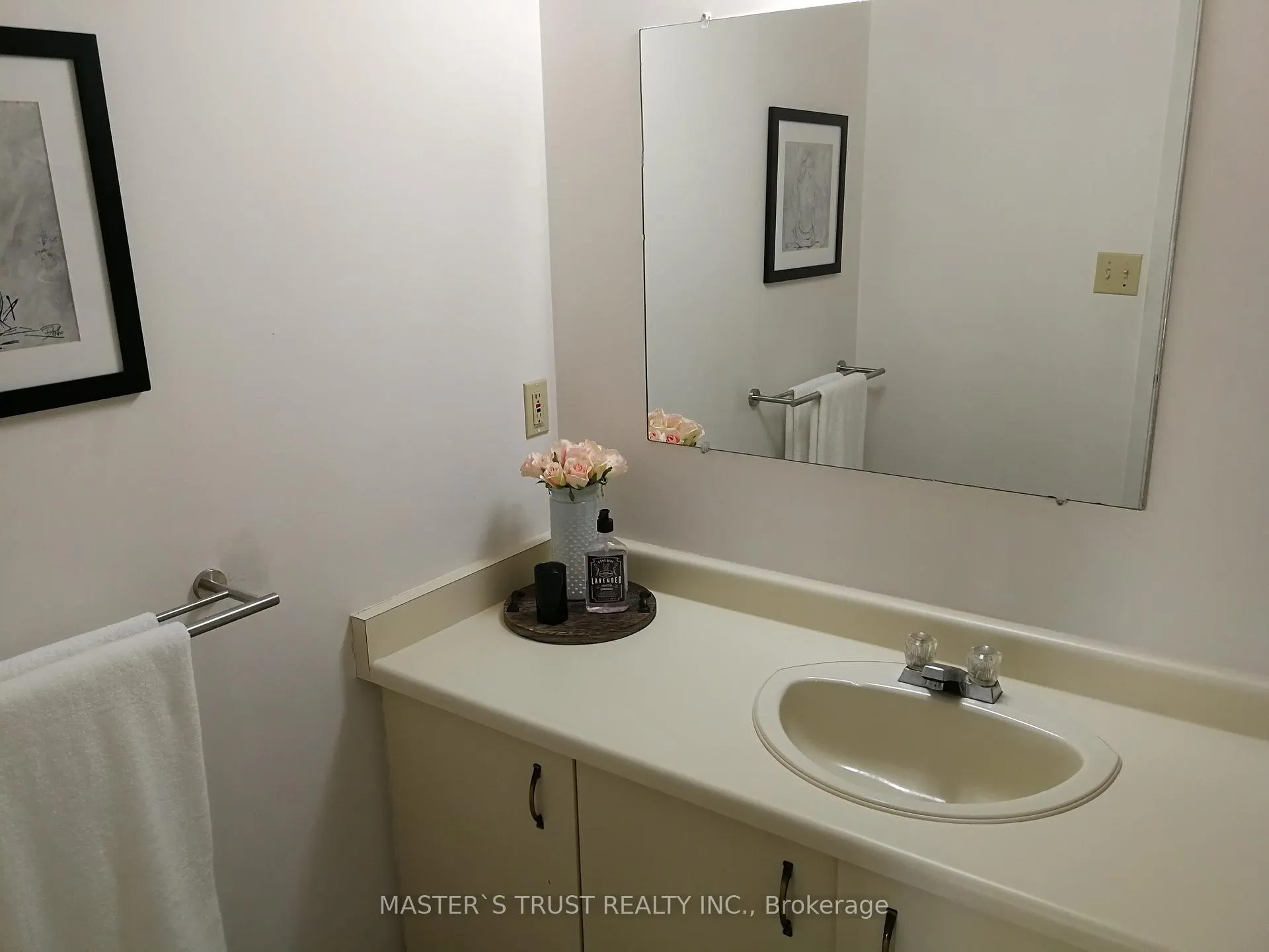 Photo 7 of Unit 603, 358 Waterloo Avenue, Guelph, Junction/Onward Willow — HOMEH