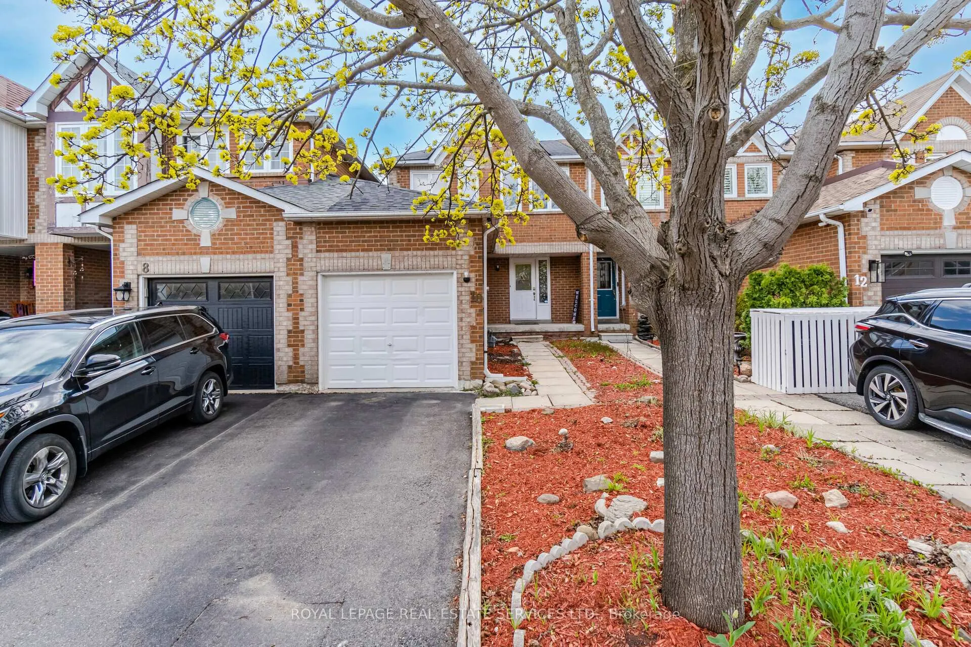 Photo 1 of 10 Mullis Crescent, Brampton, Fletcher's West — HOMEH