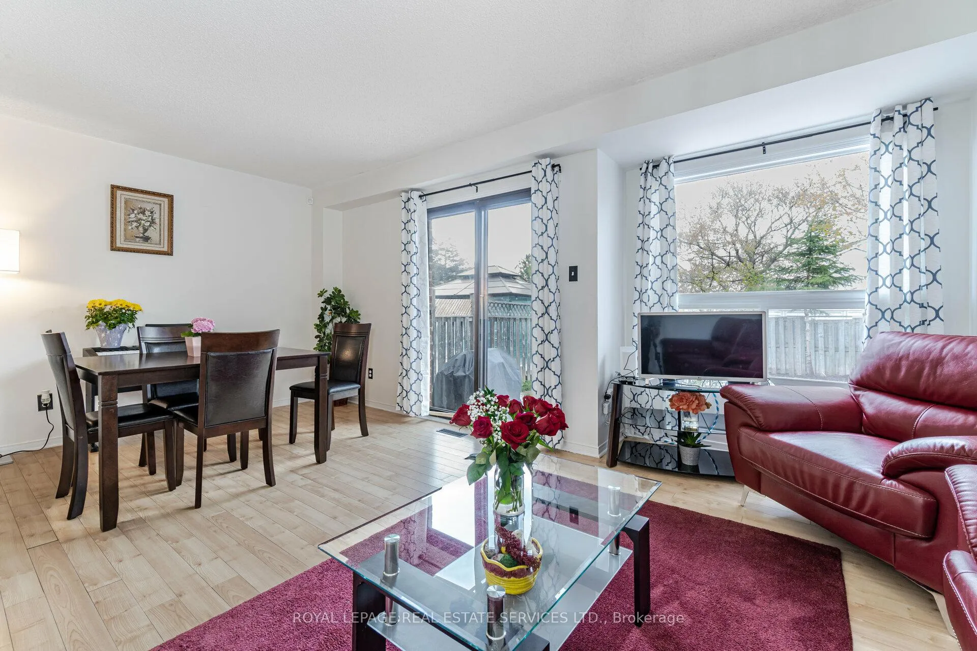 Photo 10 of 10 Mullis Crescent, Brampton, Fletcher's West — HOMEH