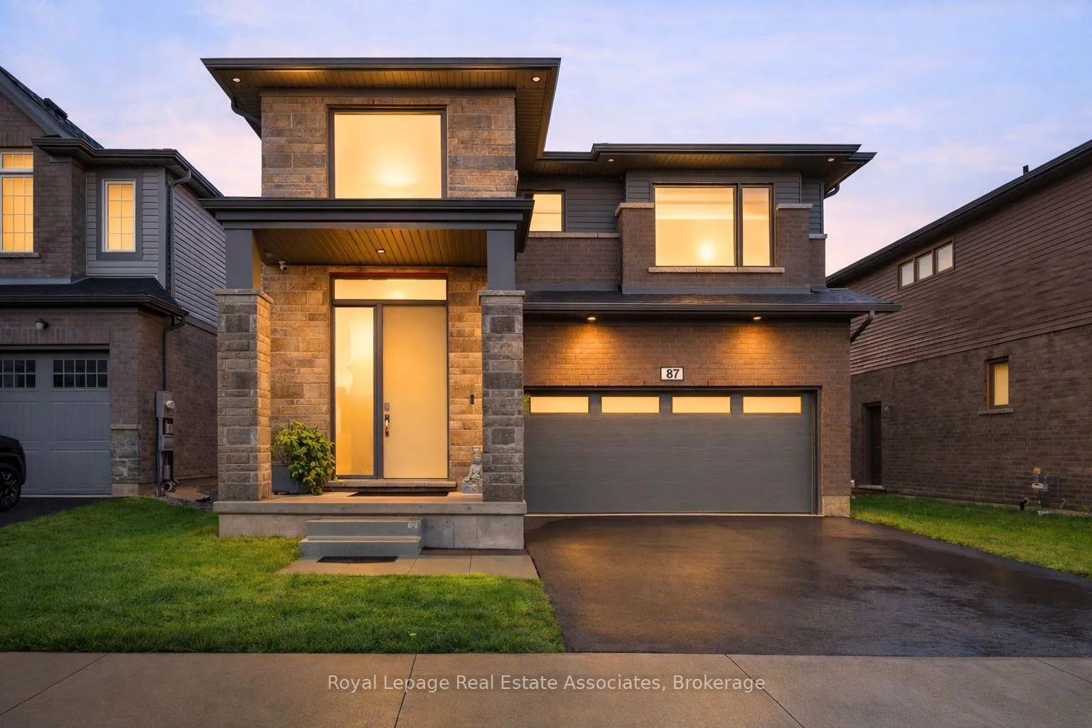 Front of 87 Acacia Road