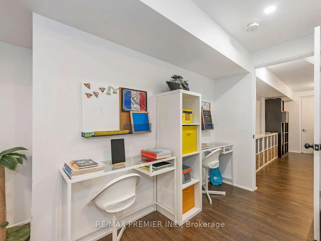Photo 41 of 67 Gentile Circle, Vaughan, Elder Mills — HOMEH