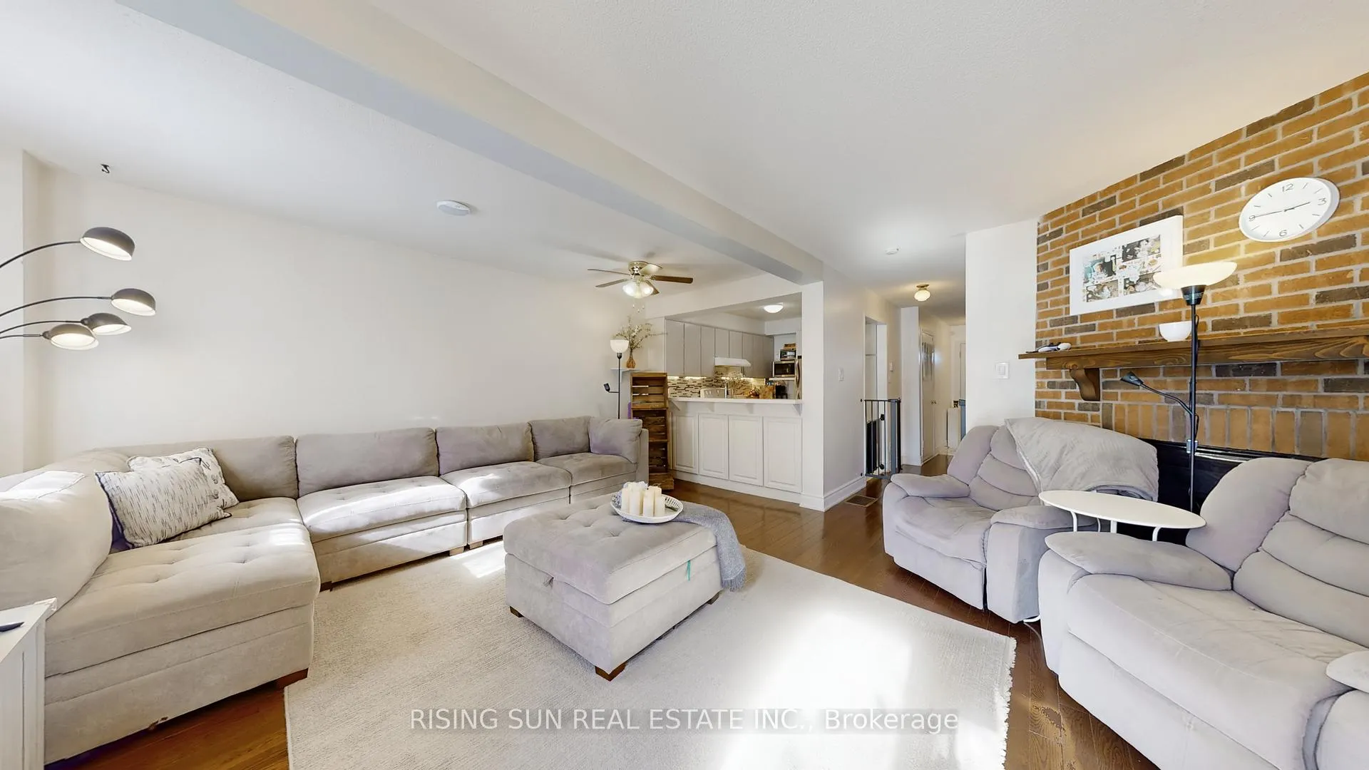 Photo 7 of 44 Whitehaven Drive, Brampton, Heart Lake West — HOMEH