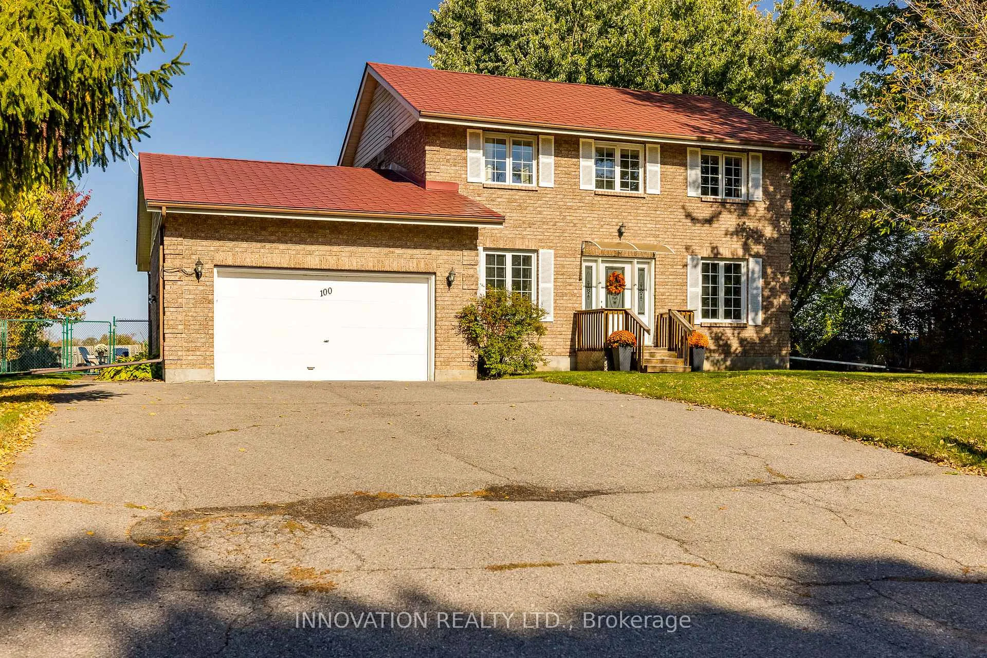 Photo 3 of 100 Canyon Drive, Ottawa, Fitzroy Ward (South East) — HOMEH