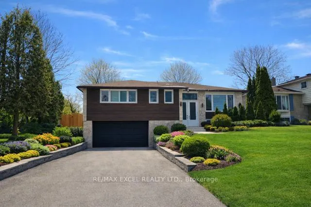 Photo 1 of 200 Bay Thorn Drive, Markham, Royal Orchard — HOMEH