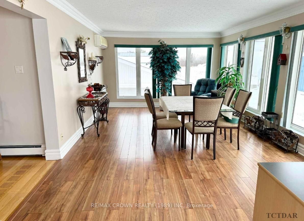Photo 39 of 121 St-Aubin Avenue, Kapuskasing — HOMEH