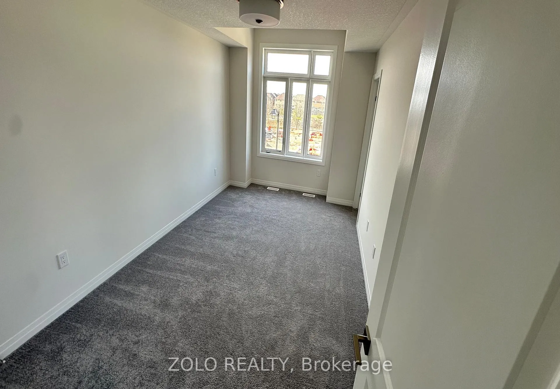 Photo 4 of Unit 11, 313 Conklin Road, Brantford — HOMEH