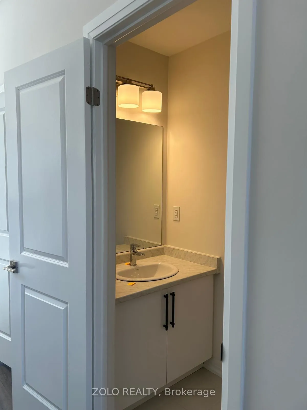 Photo 14 of Unit 11, 313 Conklin Road, Brantford — HOMEH