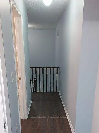 Photo 7 of 24 Hatton Court, Brampton, Credit Valley — HOMEH