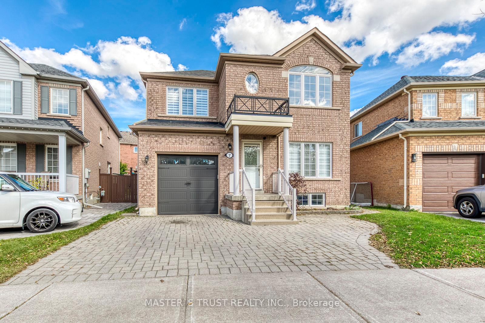 Photo 1 of 7 Osmond Appleton Road, Markham, Greensborough — HOMEH