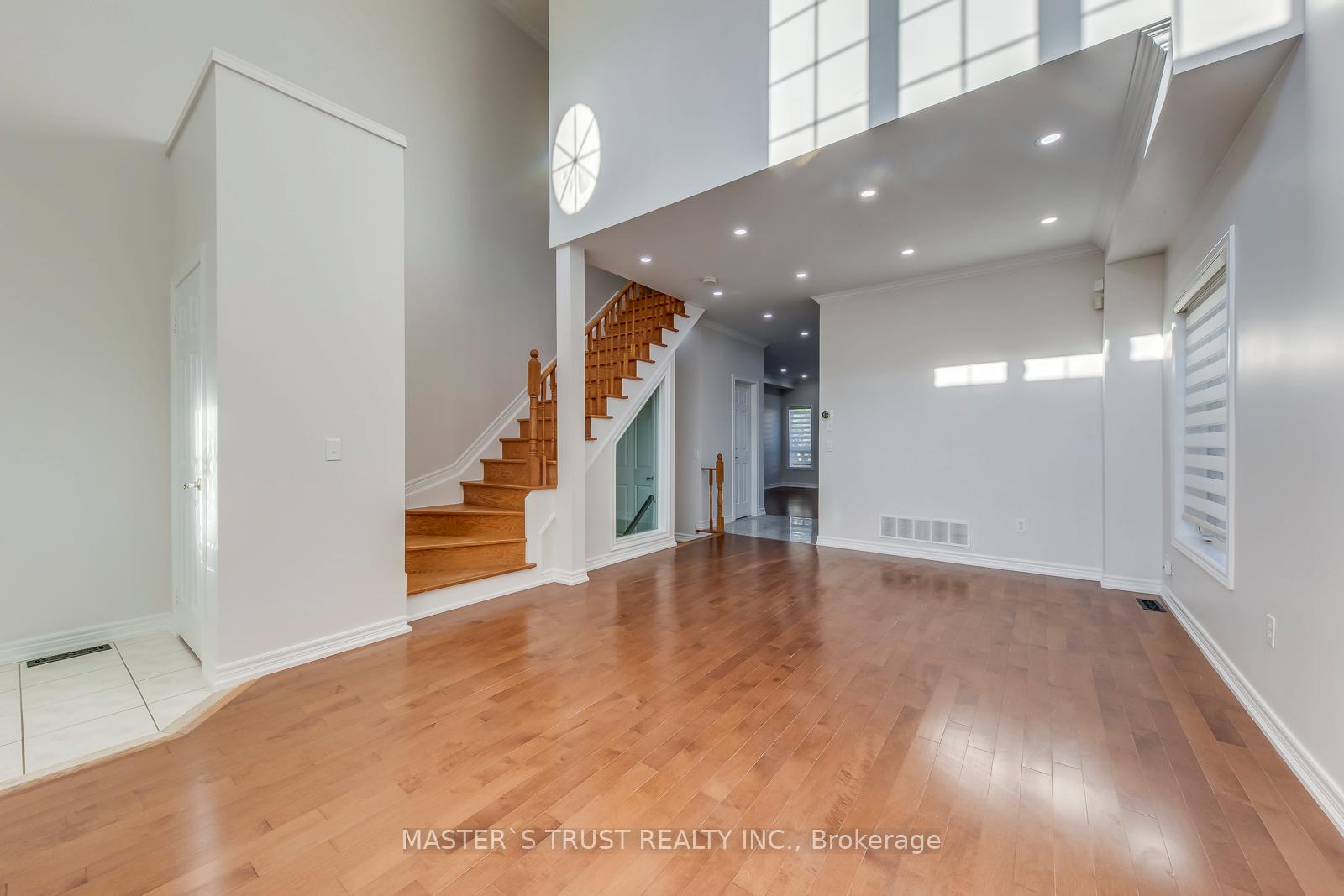 Photo 3 of 7 Osmond Appleton Road, Markham, Greensborough — HOMEH