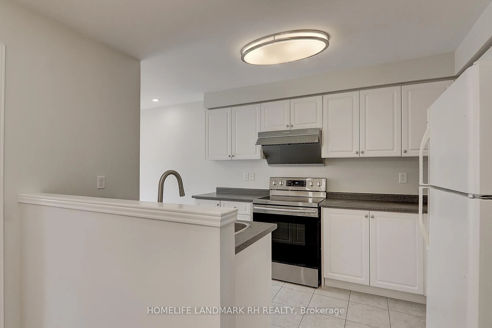 Photo 13 of 62 Briarcrest Drive, Markham, Berczy — HOMEH