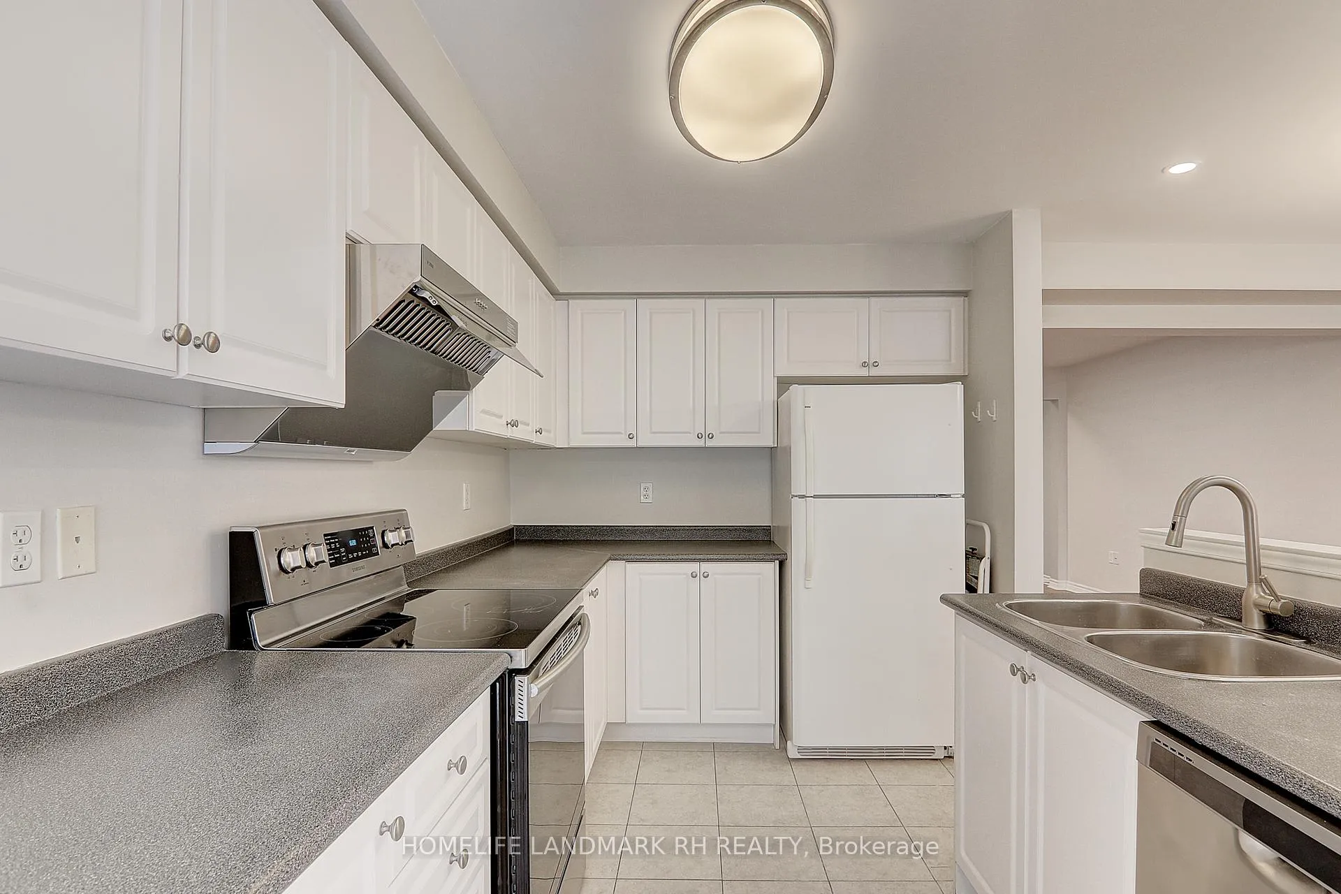 Photo 17 of 62 Briarcrest Drive, Markham, Berczy — HOMEH