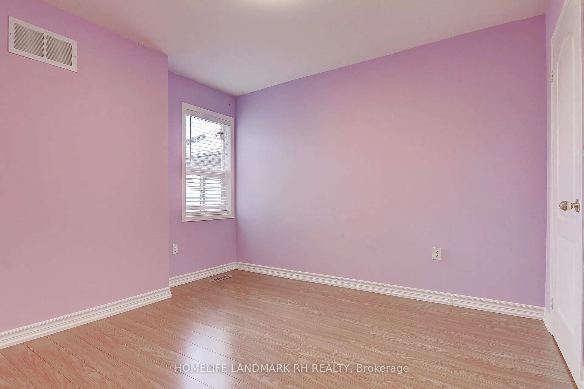 Photo 28 of 62 Briarcrest Drive, Markham, Berczy — HOMEH