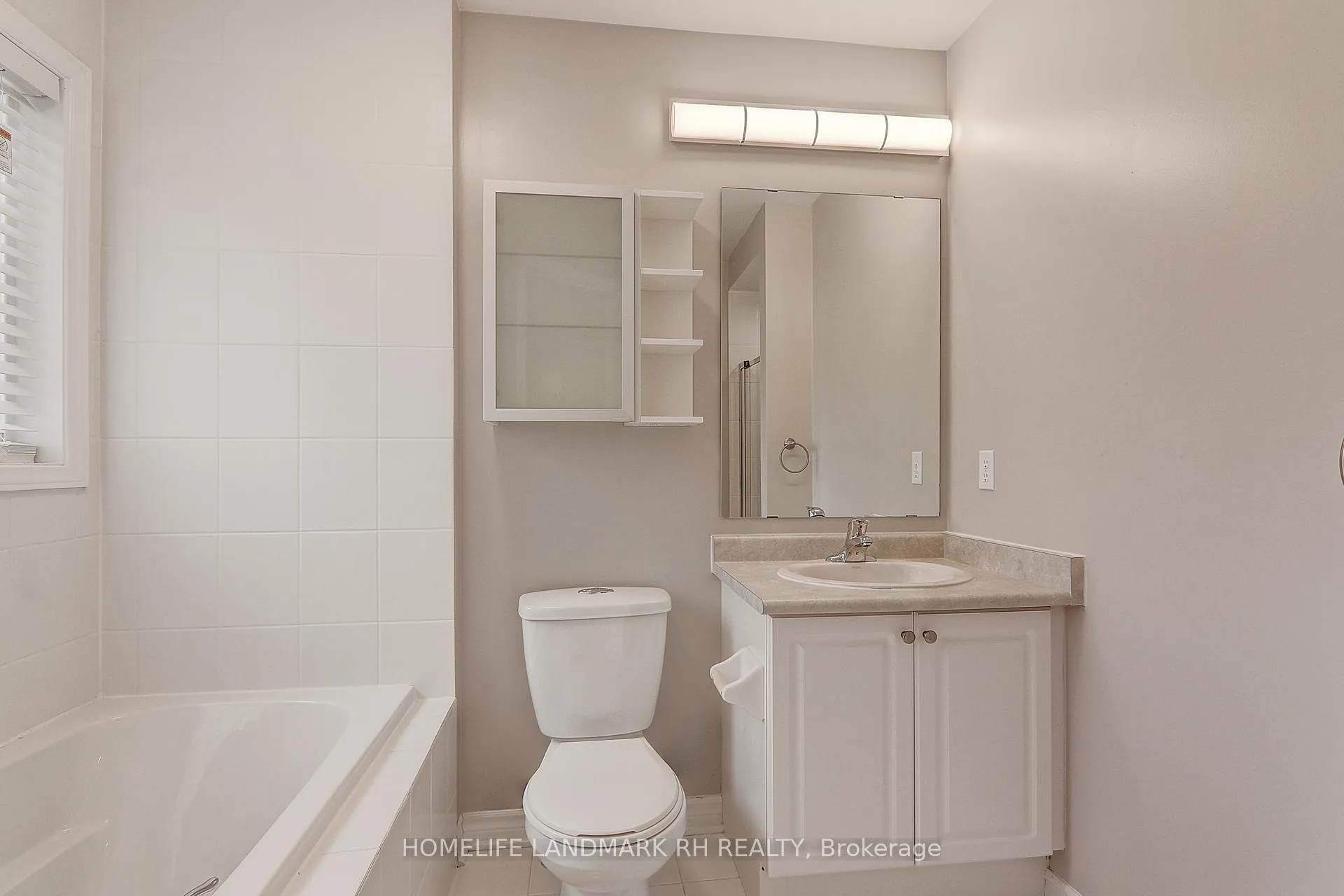 Photo 33 of 62 Briarcrest Drive, Markham, Berczy — HOMEH