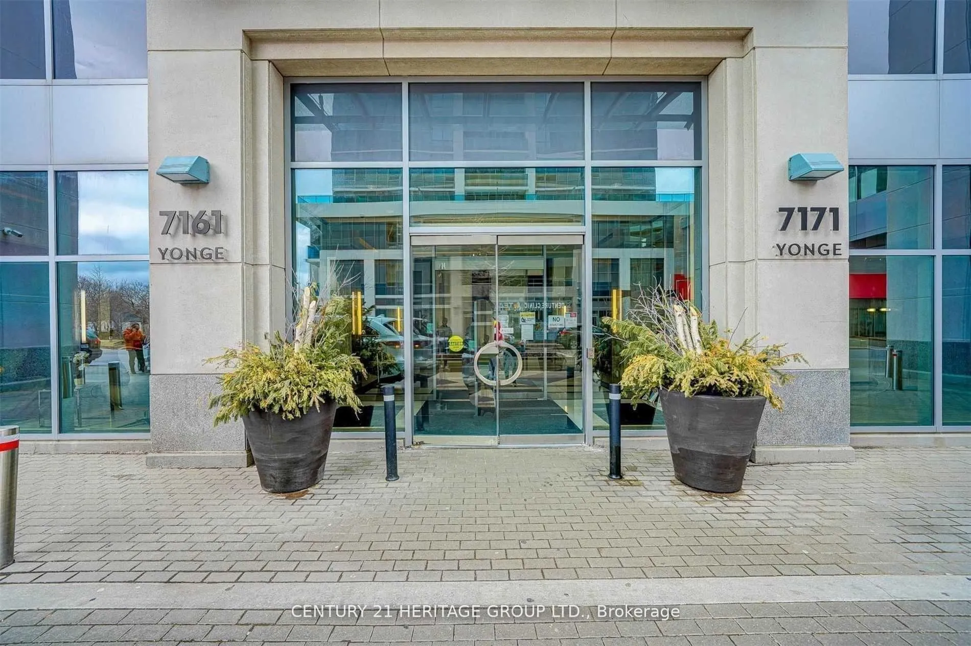 Photo 2 of Unit 2803, 7171 Yonge Street, Markham, Thornhill — HOMEH