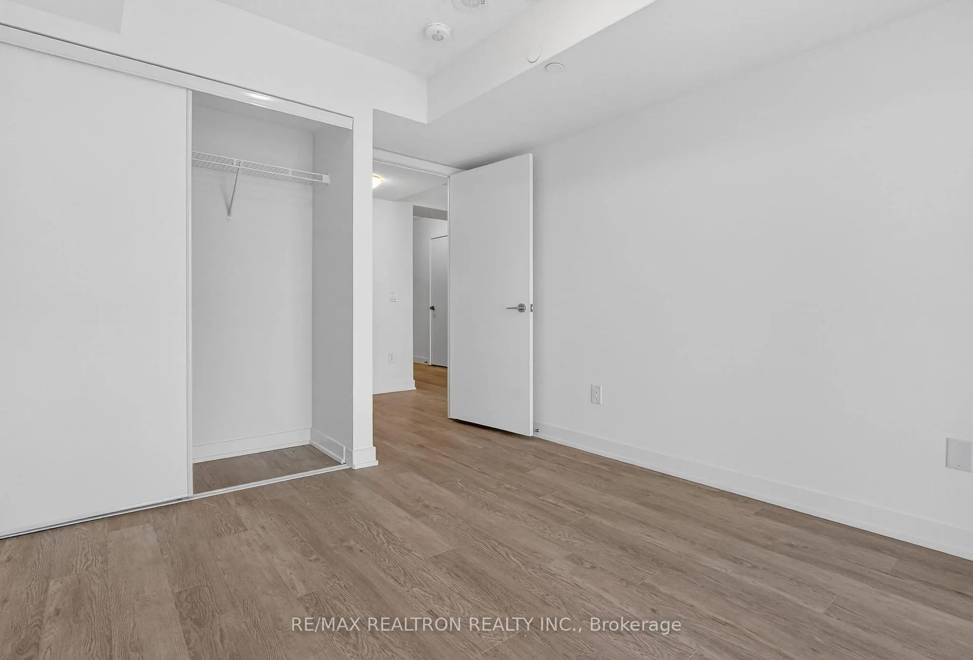Photo 23 of Unit 1304, 1010 Sandy Beach Road, Pickering, Bay Ridges — HOMEH