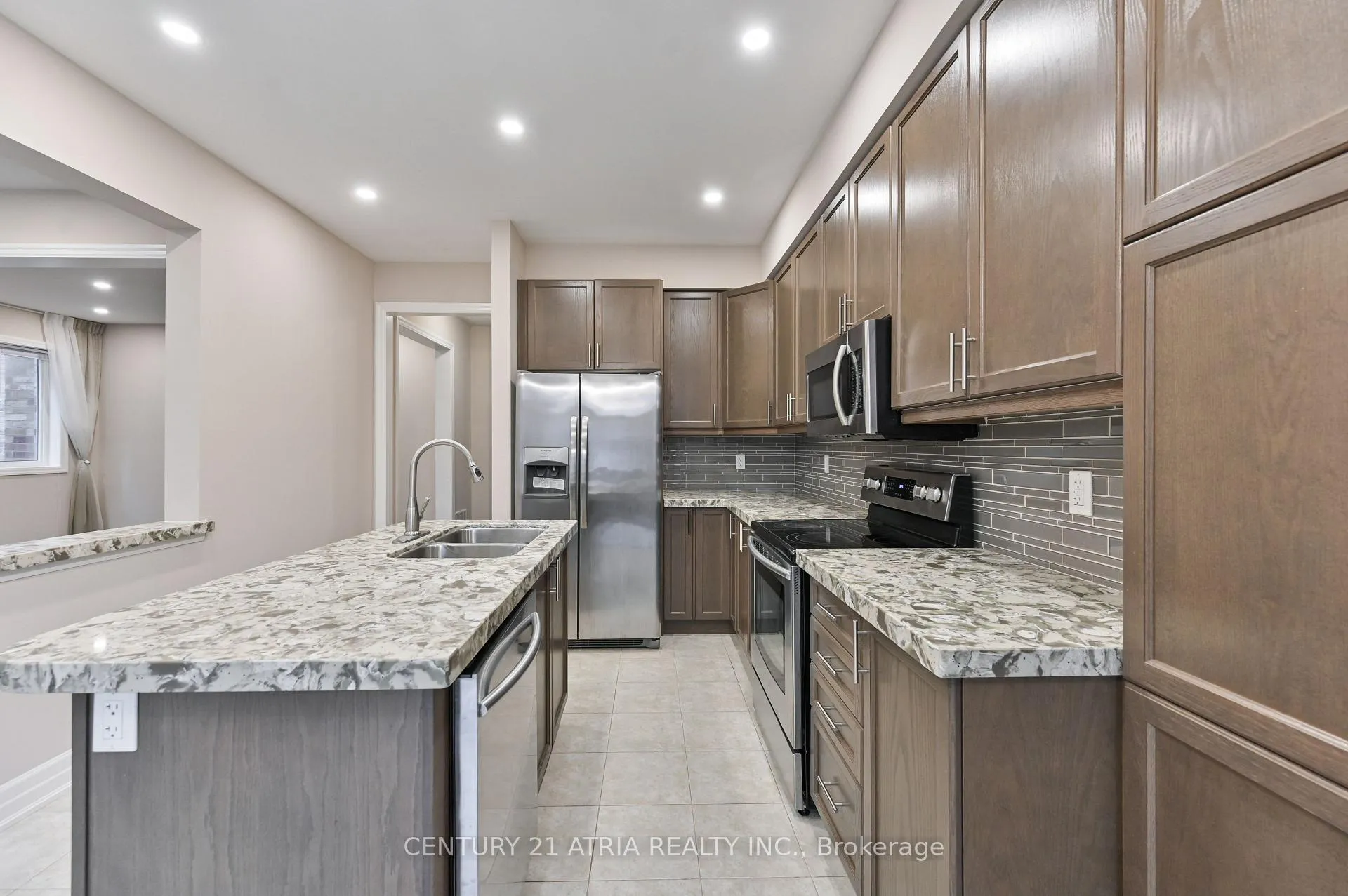 Photo 8 of 31 Fred Mason Street, Georgina, Keswick South — HOMEH