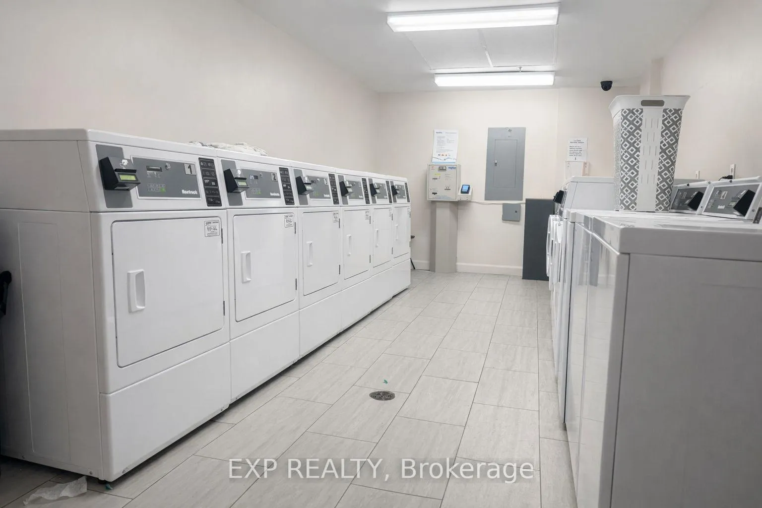 Photo 18 of Unit 705, 475 Laurier Avenue W, Ottawa, Ottawa Centre — HOMEH