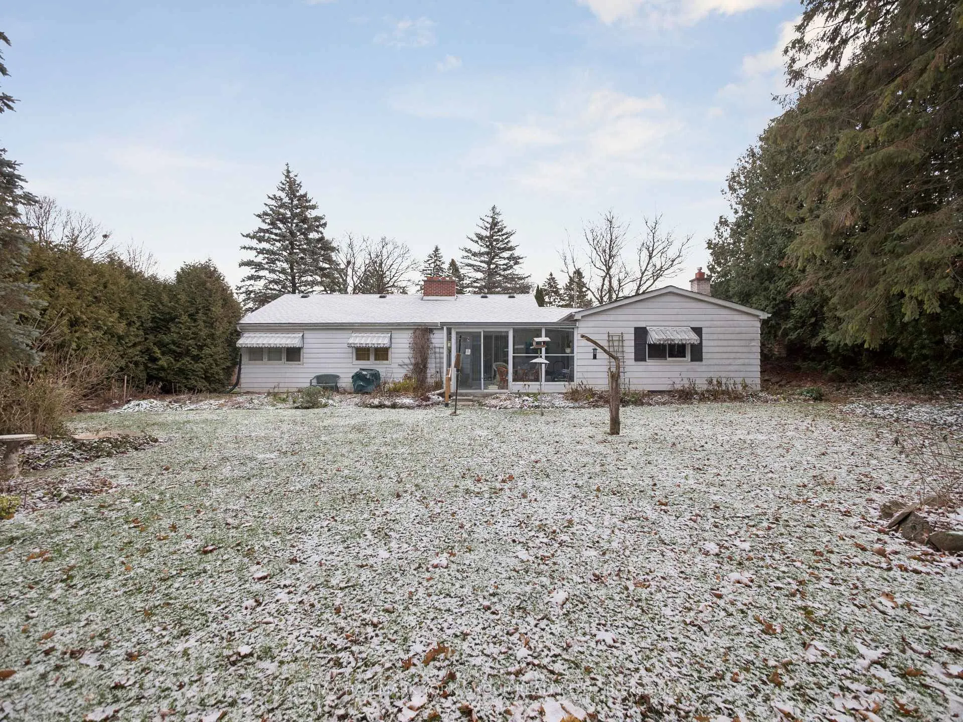 Photo 17 of 60 Charles Street, King, King City — HOMEH