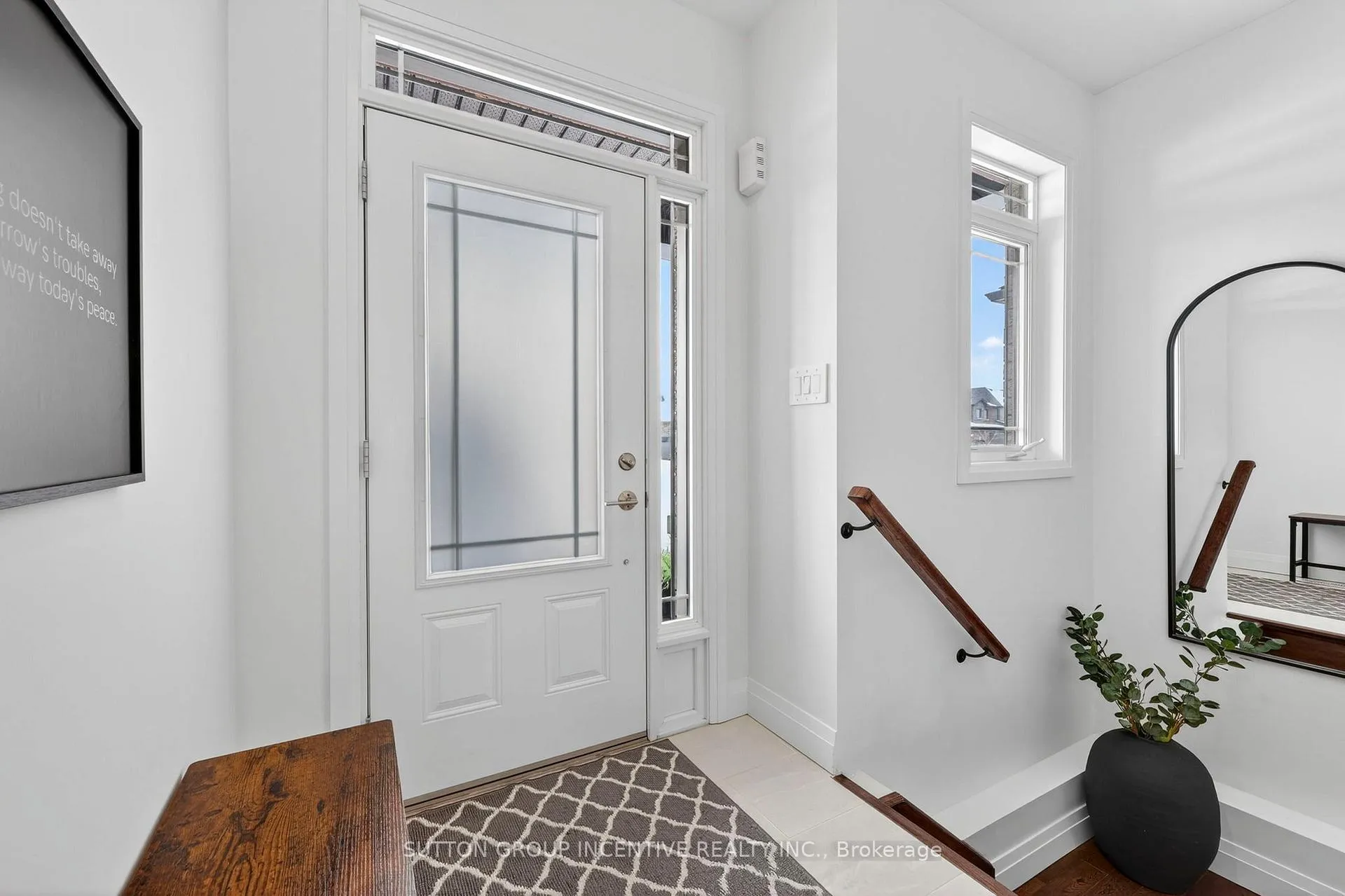 Photo 3 of 142 Ritchie Crescent, Springwater, Elmvale — HOMEH