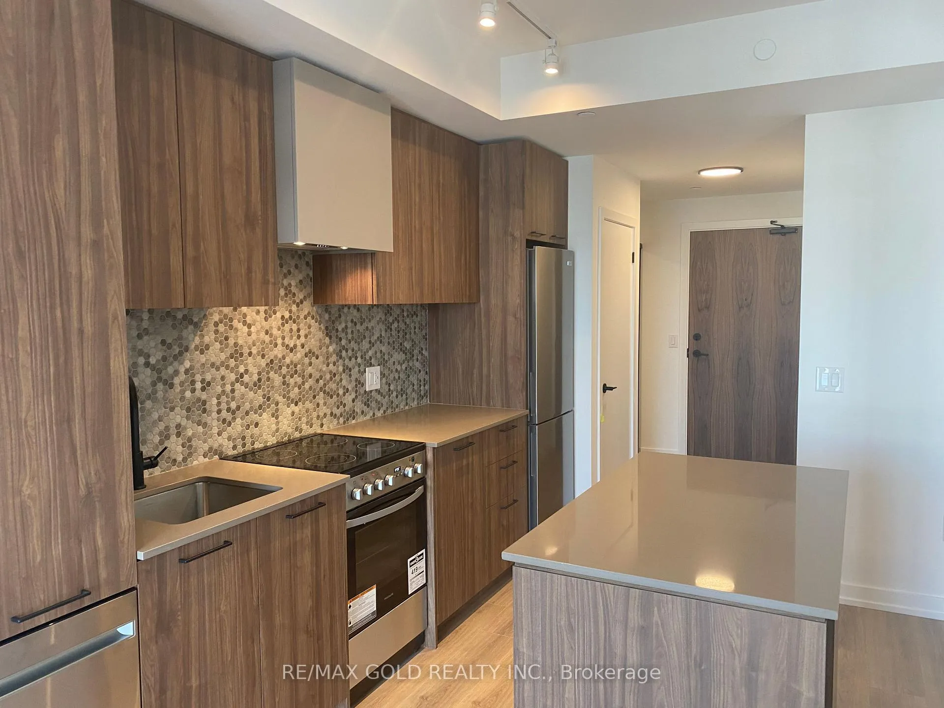 Photo 22 of Unit 301, 10 Lagerfeld Drive, Brampton, Northwest Brampton — HOMEH