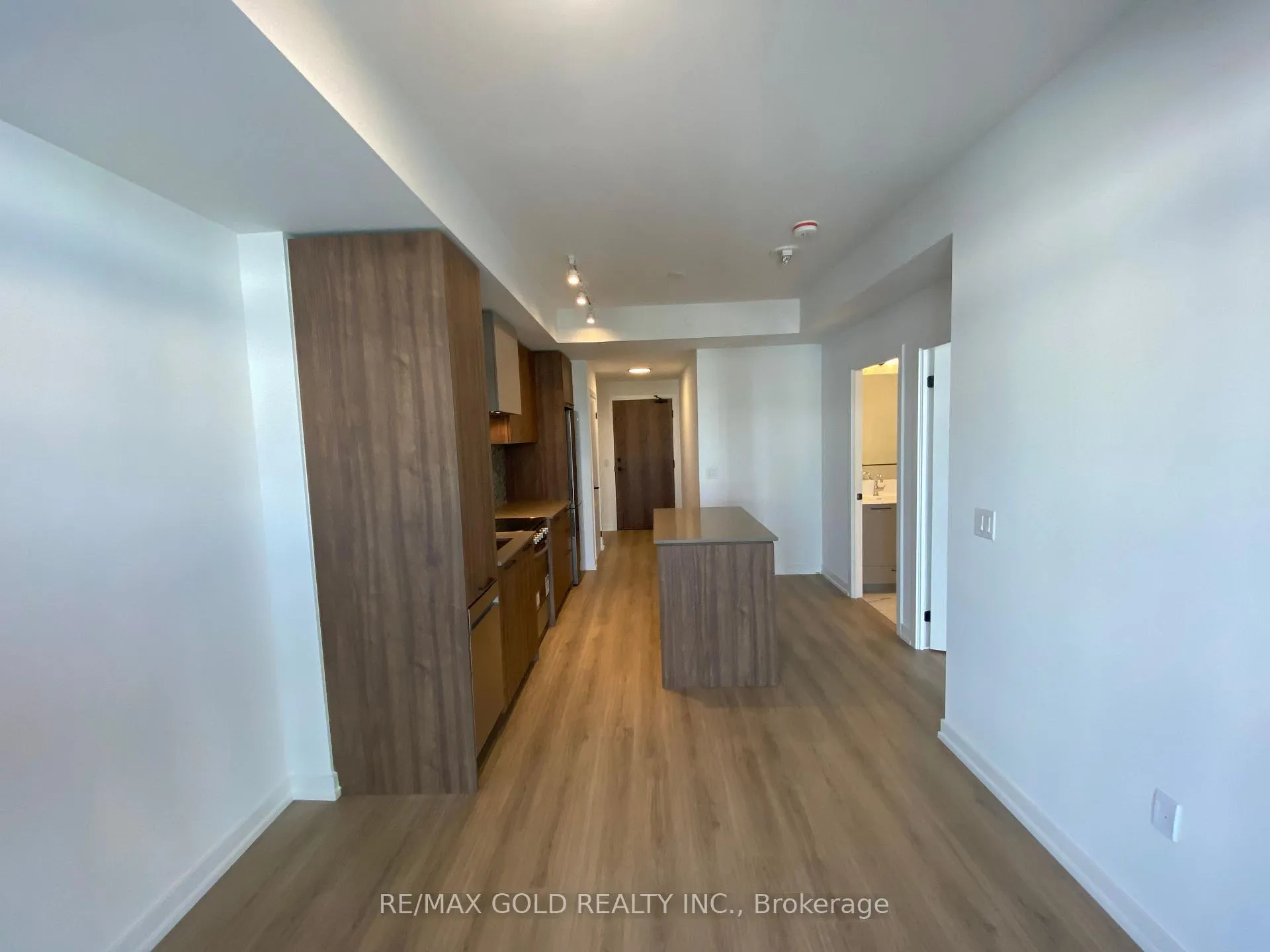 Photo 25 of Unit 301, 10 Lagerfeld Drive, Brampton, Northwest Brampton — HOMEH