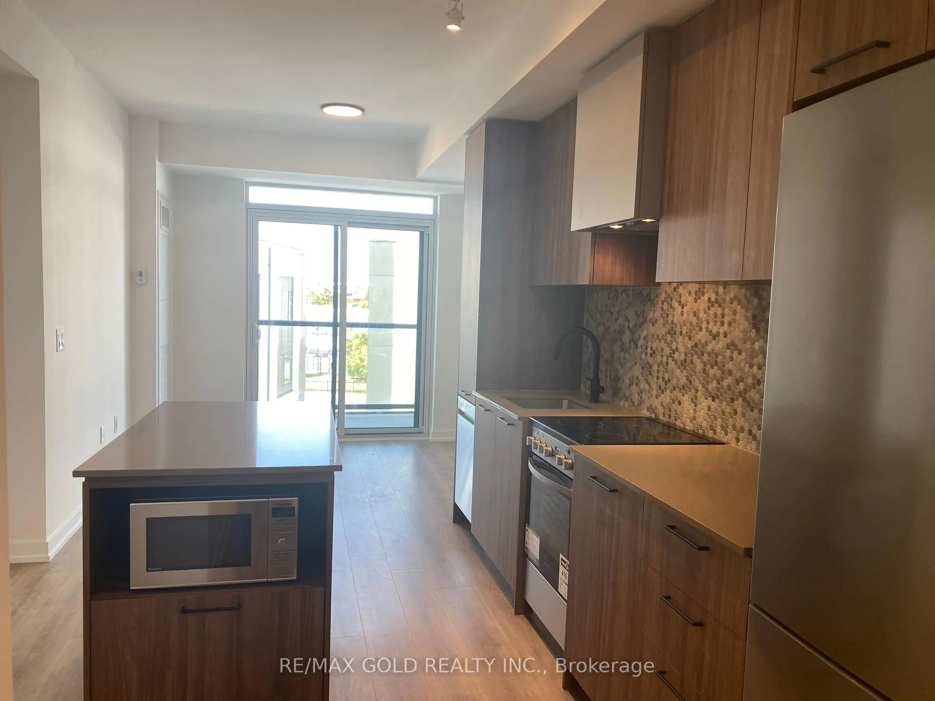 Photo 31 of Unit 301, 10 Lagerfeld Drive, Brampton, Northwest Brampton — HOMEH