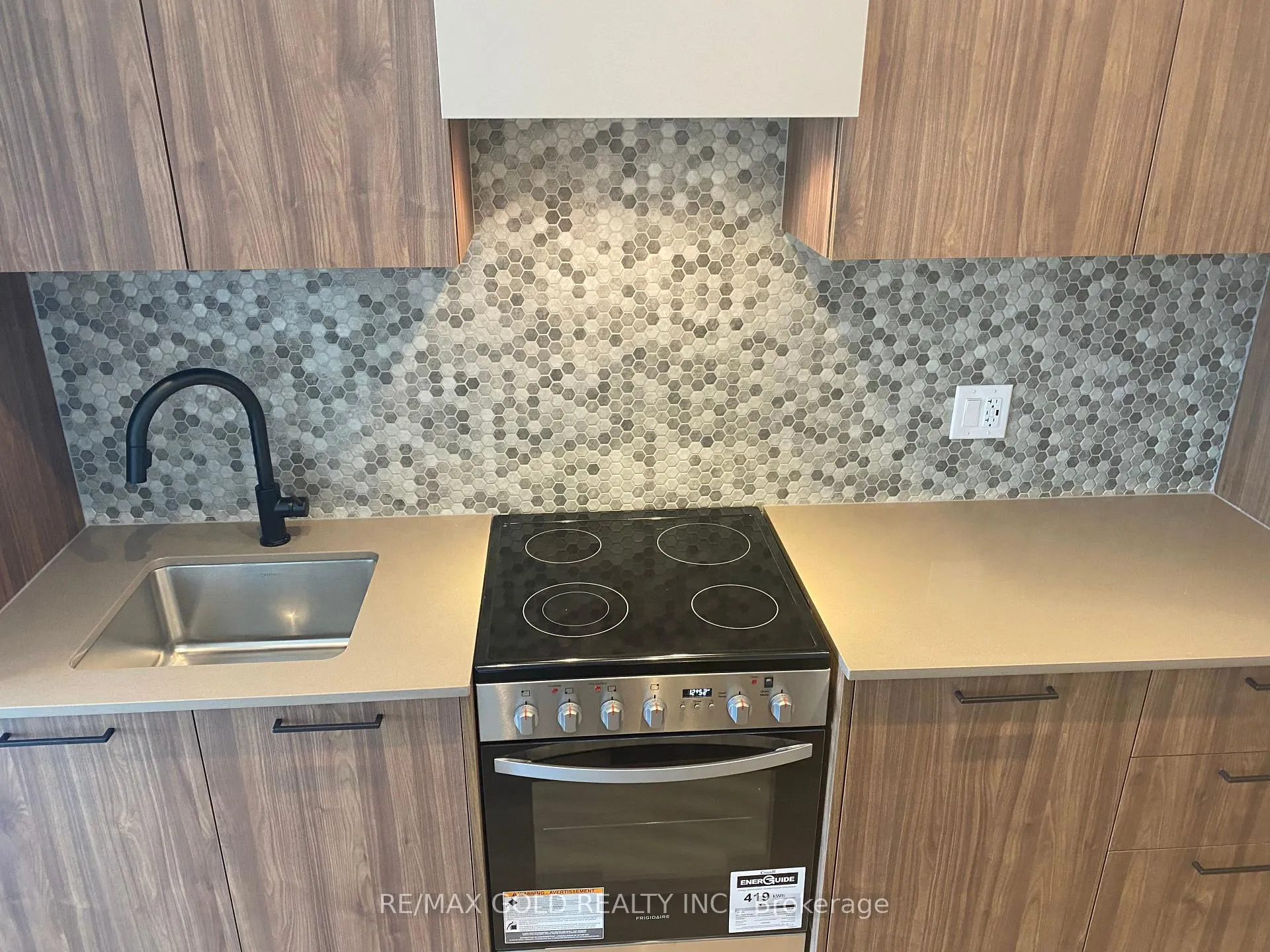 Photo 36 of Unit 301, 10 Lagerfeld Drive, Brampton, Northwest Brampton — HOMEH