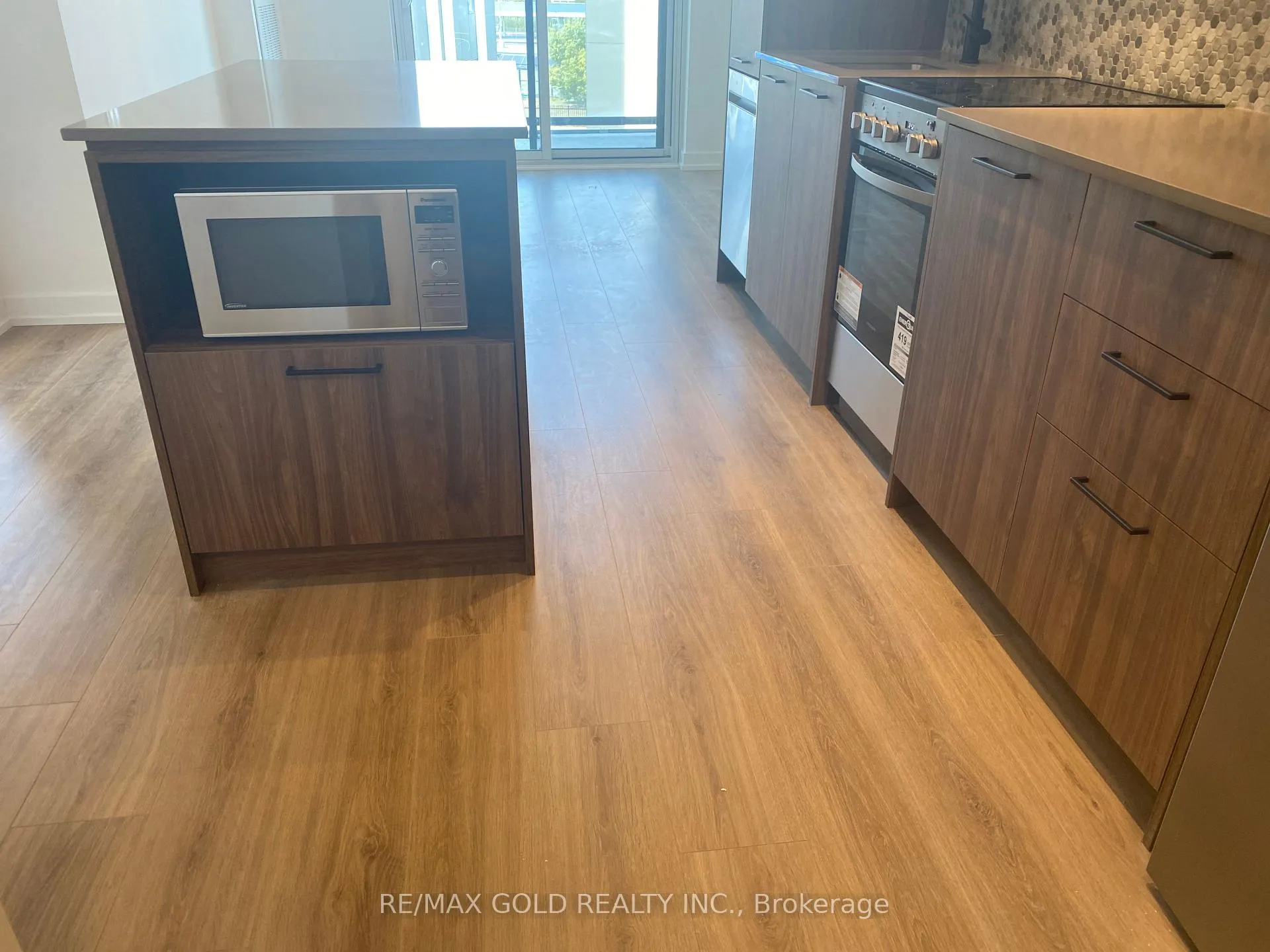Photo 38 of Unit 301, 10 Lagerfeld Drive, Brampton, Northwest Brampton — HOMEH