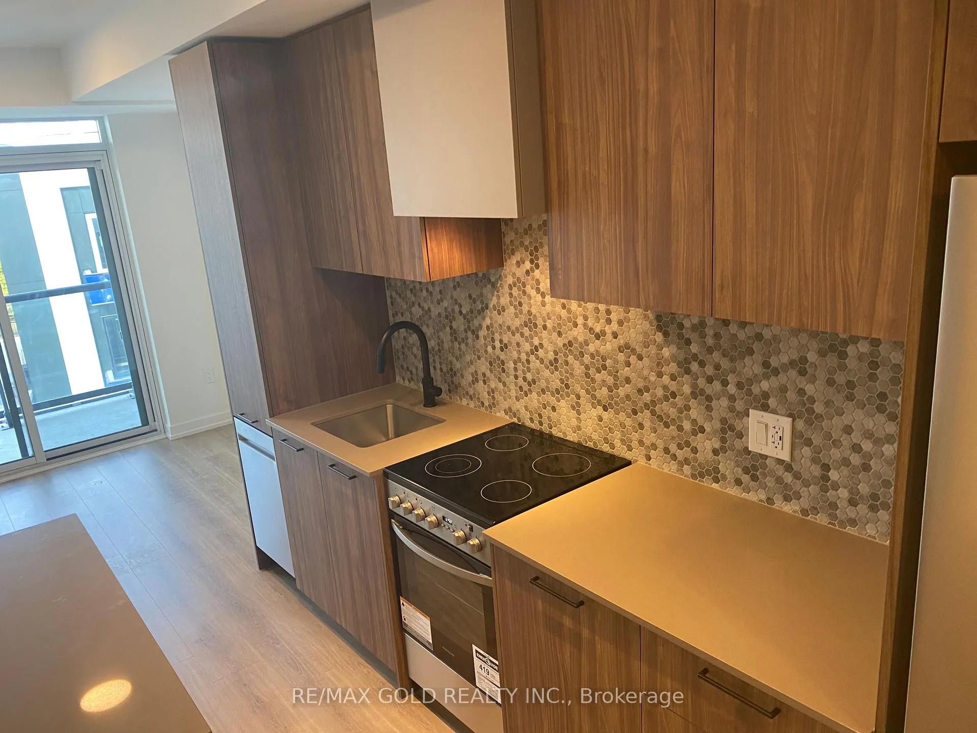 Photo 44 of Unit 301, 10 Lagerfeld Drive, Brampton, Northwest Brampton — HOMEH
