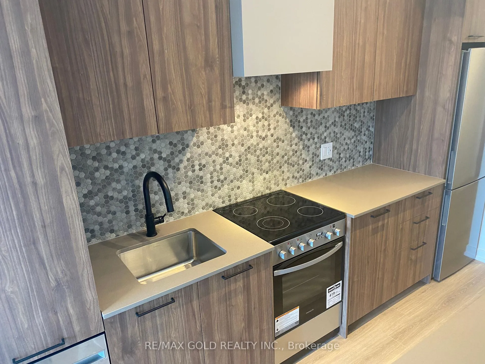 Photo 45 of Unit 301, 10 Lagerfeld Drive, Brampton, Northwest Brampton — HOMEH