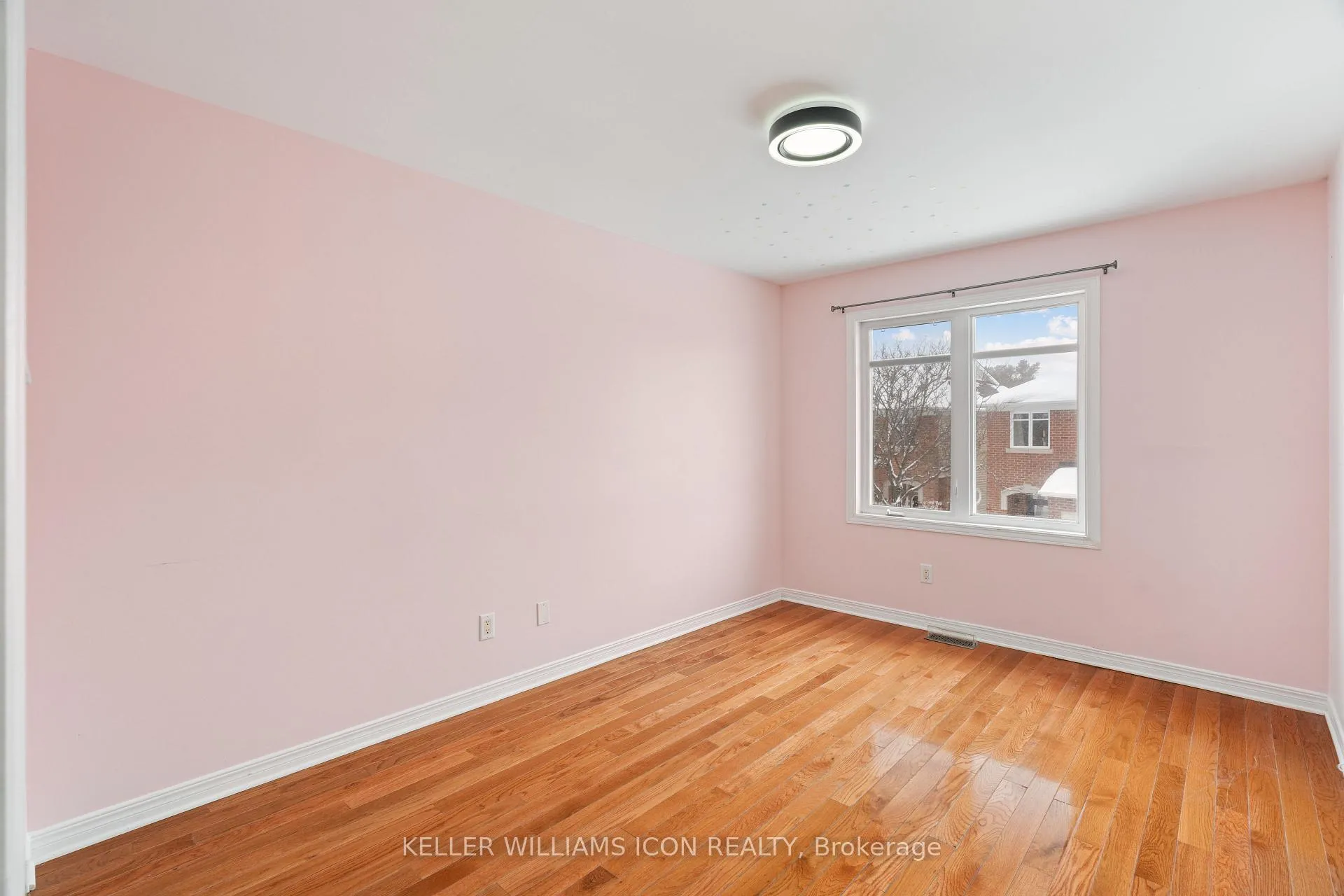 Photo 26 of 114 Encore Private, Ottawa, City View/Skyline/Fisher Heights/Parkwood Hills — HOMEH
