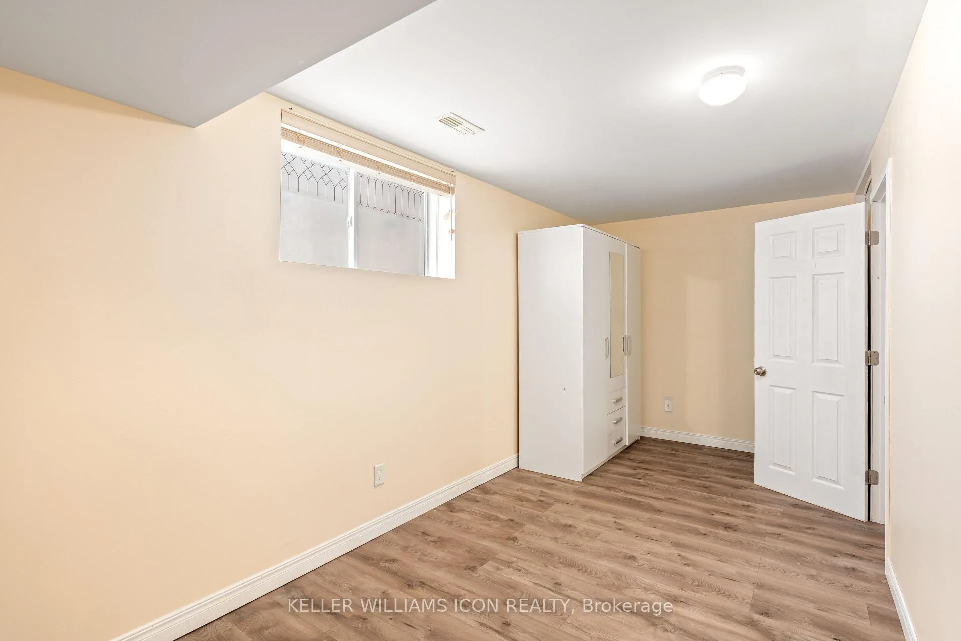 Photo 29 of 114 Encore Private, Ottawa, City View/Skyline/Fisher Heights/Parkwood Hills — HOMEH