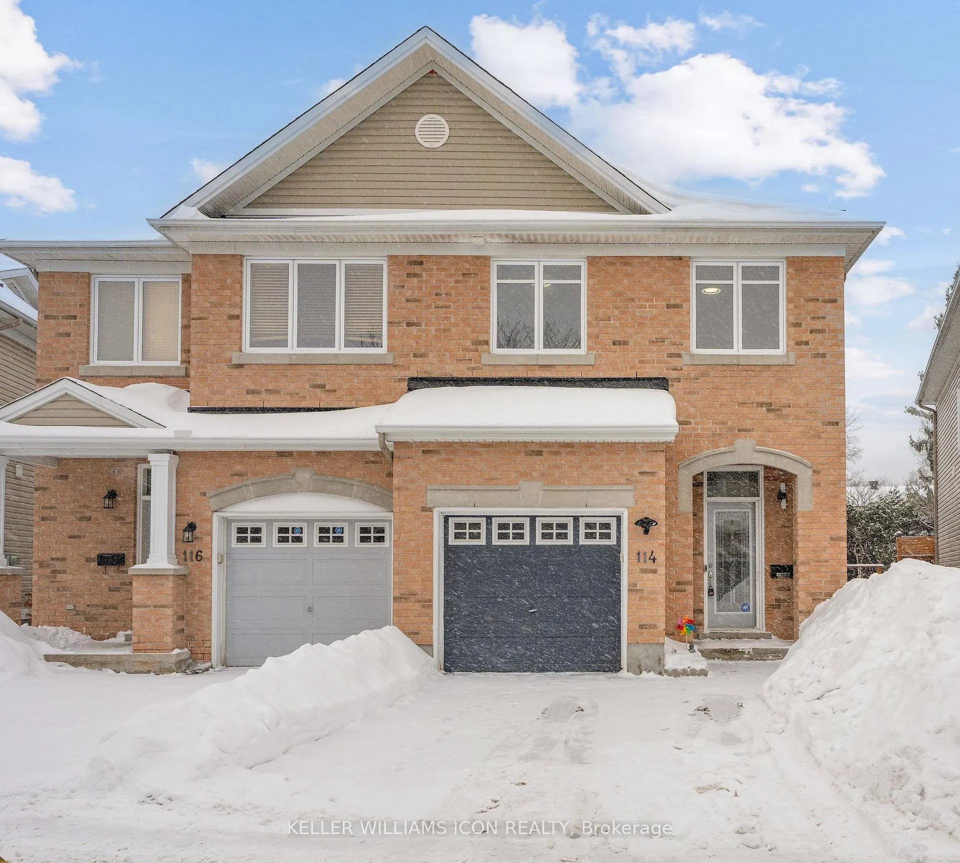 Photo 1 of 114 Encore Private, Ottawa, City View/Skyline/Fisher Heights/Parkwood Hills — HOMEH