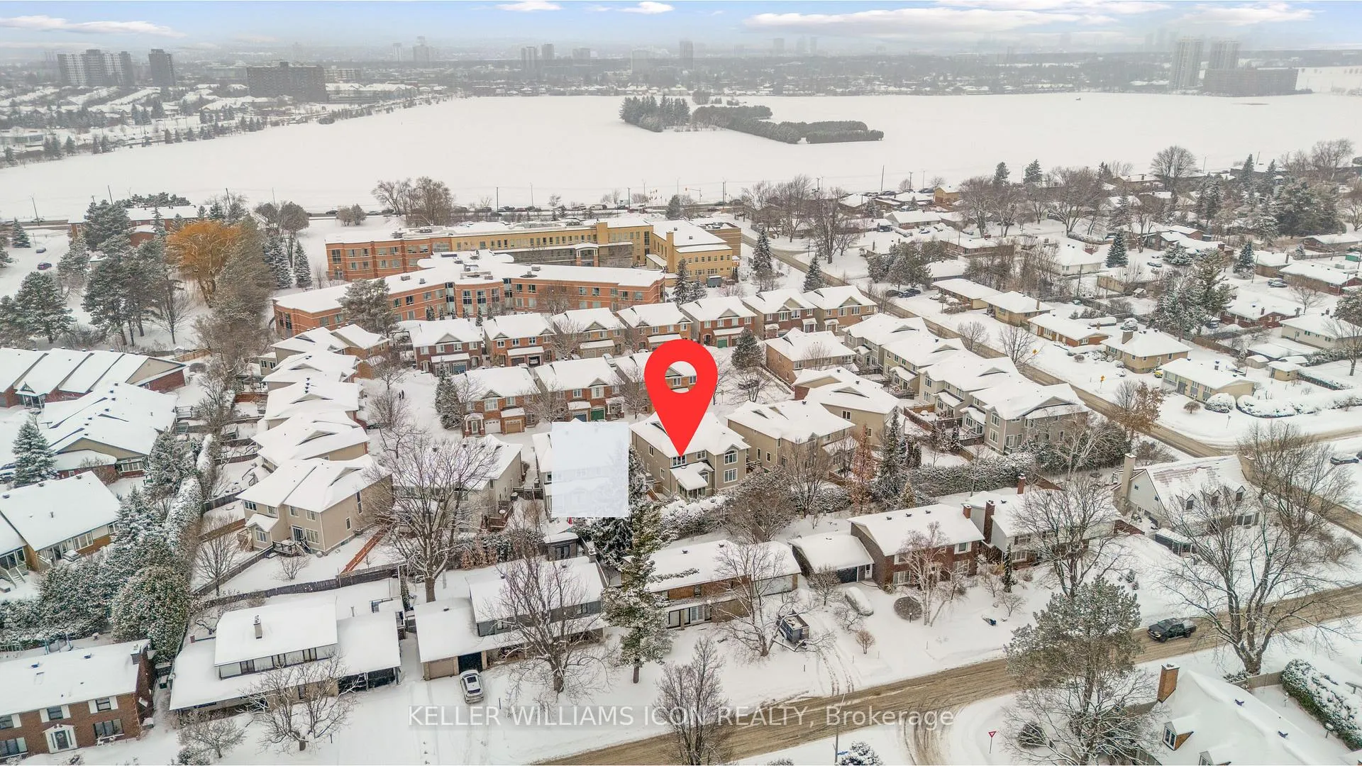 Photo 34 of 114 Encore Private, Ottawa, City View/Skyline/Fisher Heights/Parkwood Hills — HOMEH