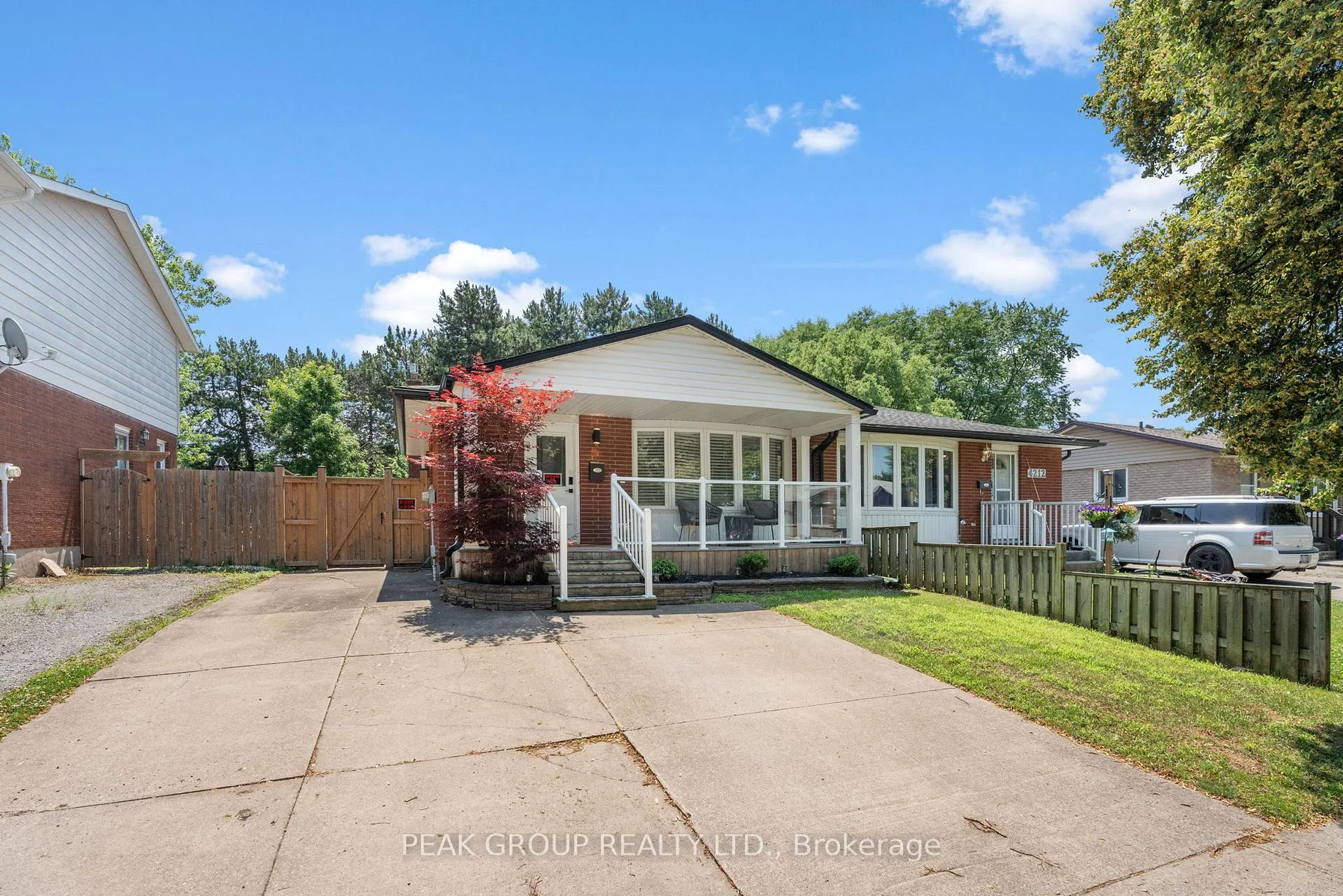 Photo 2 of Unit Lower, 4210 Briarwood Avenue, Niagara Falls, Morrison — HOMEH