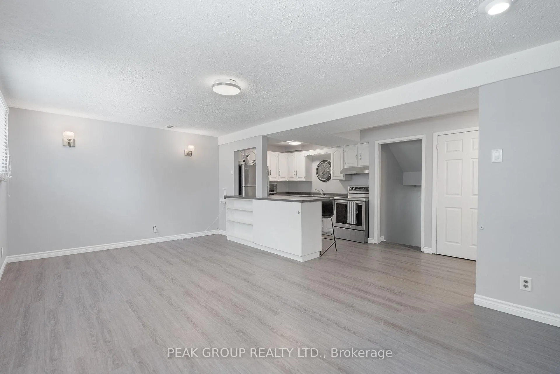 Photo 11 of Unit Lower, 4210 Briarwood Avenue, Niagara Falls, Morrison — HOMEH