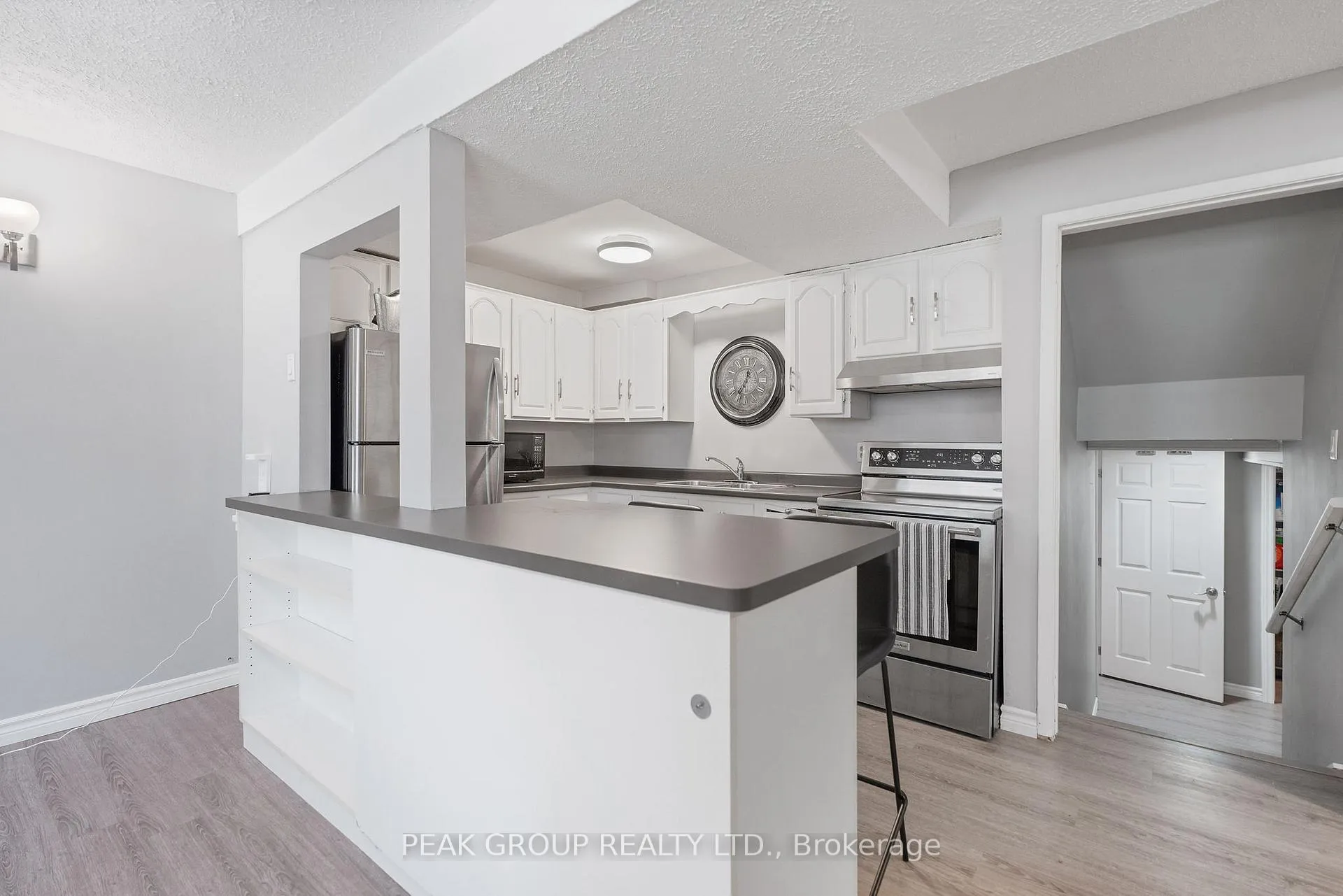 Photo 12 of Unit Lower, 4210 Briarwood Avenue, Niagara Falls, Morrison — HOMEH