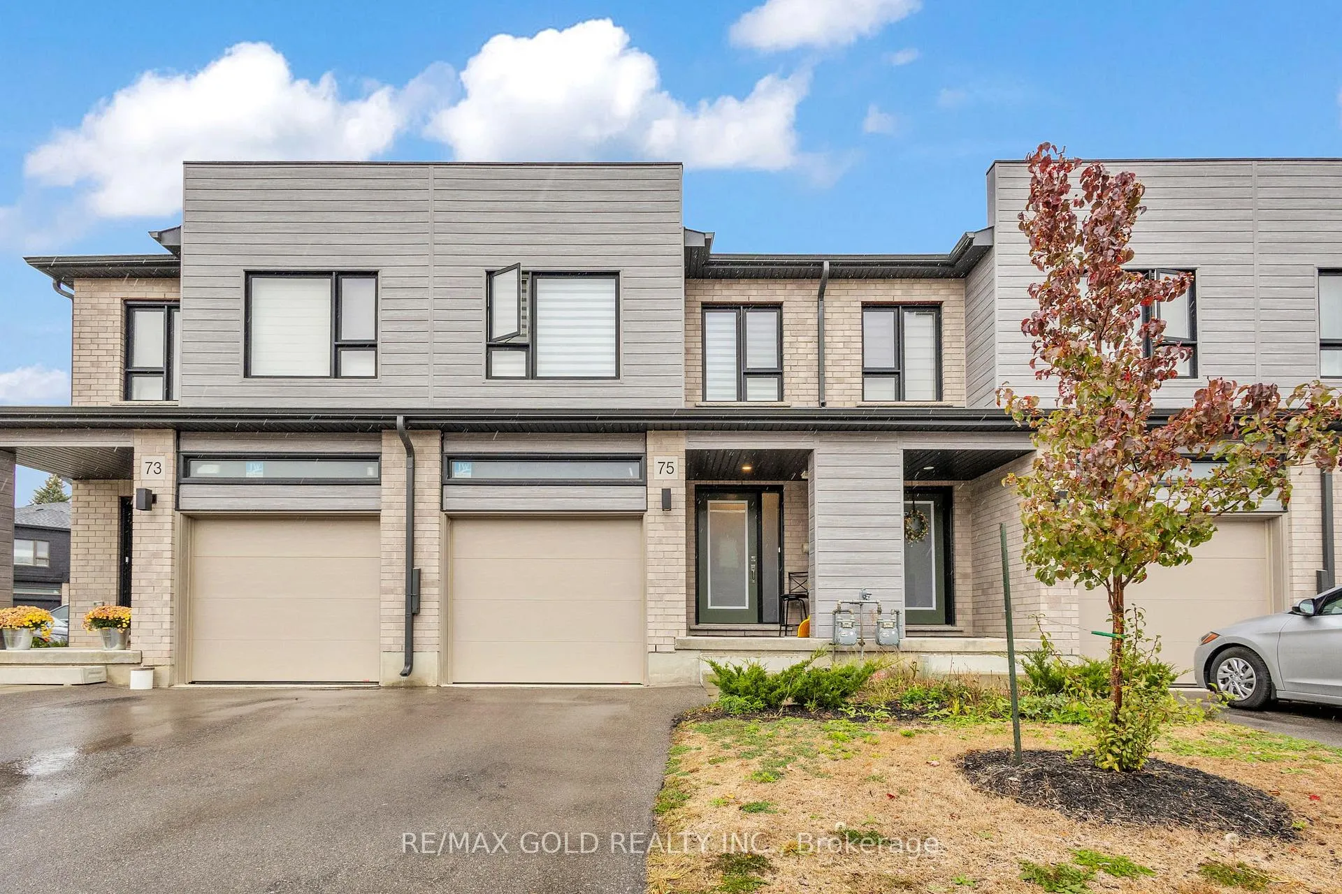 Photo 5 of 75 Pony Way, Kitchener — HOMEH