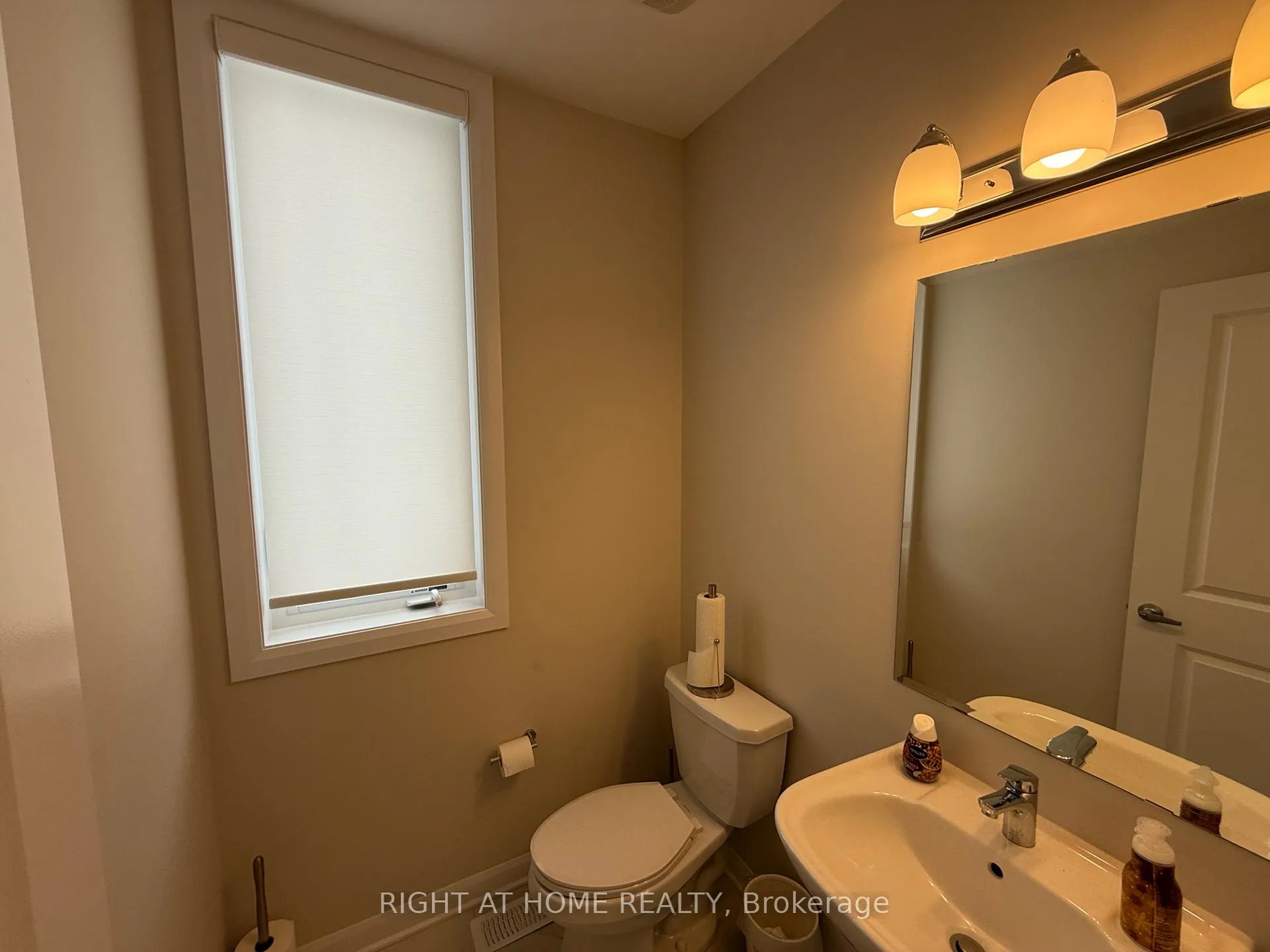 Photo 7 of 778 Jennie Trout Terrace, Ottawa, Kanata - Morgan's Grant/South March — HOMEH