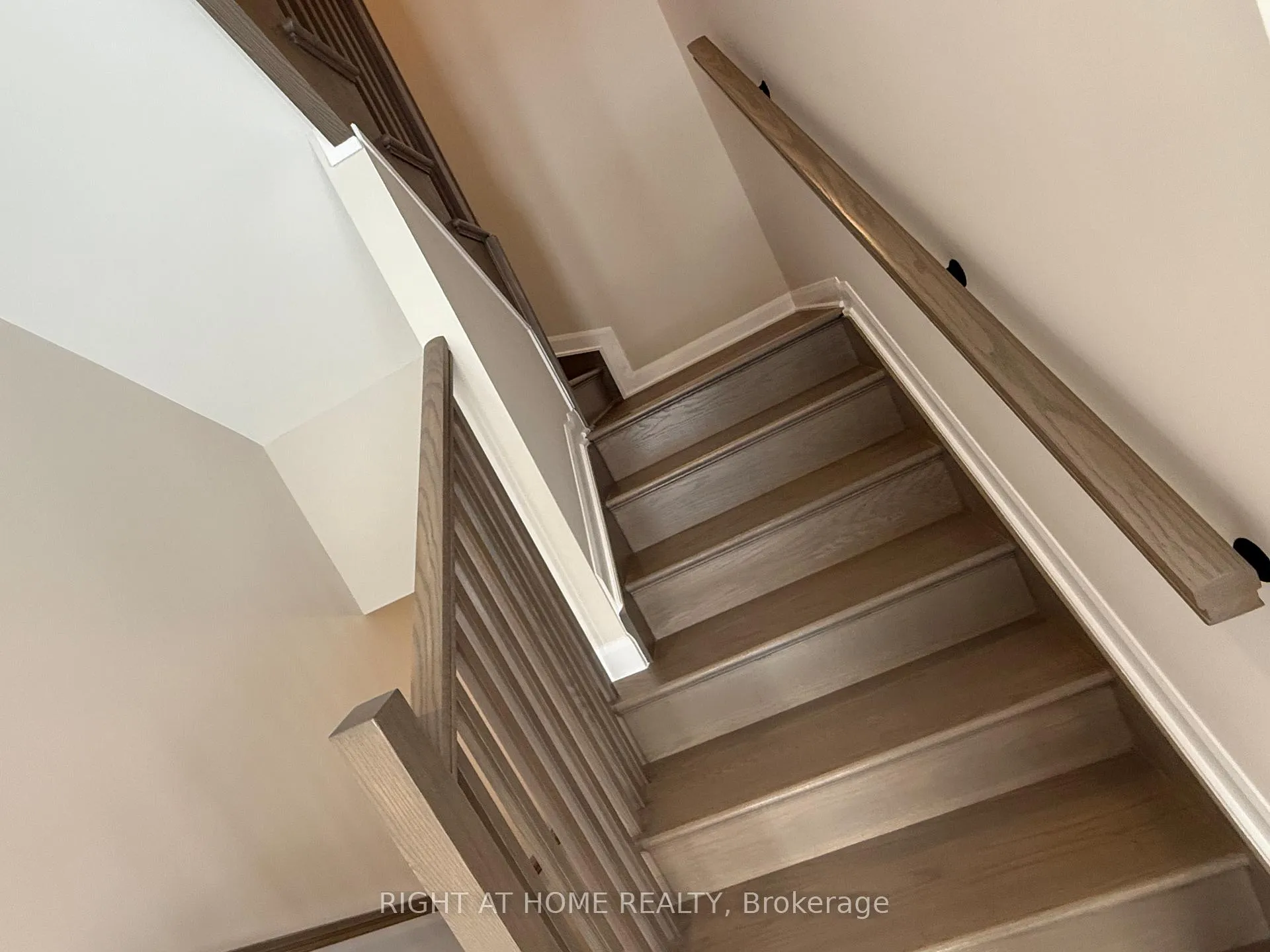 Photo 12 of 778 Jennie Trout Terrace, Ottawa, Kanata - Morgan's Grant/South March — HOMEH