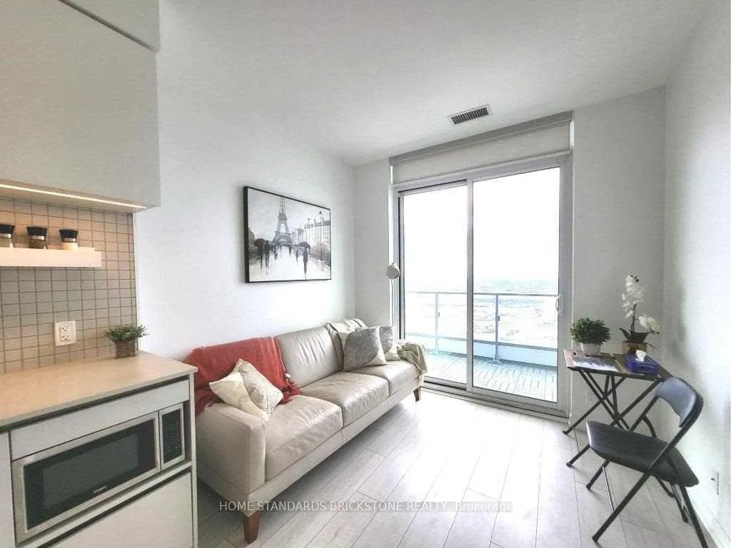 Photo 3 of Unit 5507, 950 Portage Parkway, Vaughan, Vaughan Corporate Centre — HOMEH