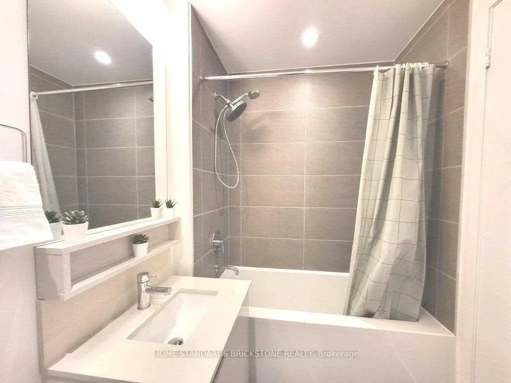 Photo 15 of Unit 5507, 950 Portage Parkway, Vaughan, Vaughan Corporate Centre — HOMEH