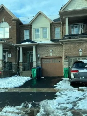 Photo 2 of 38 Hogan Manor Drive, Brampton, Northwest Brampton — HOMEH