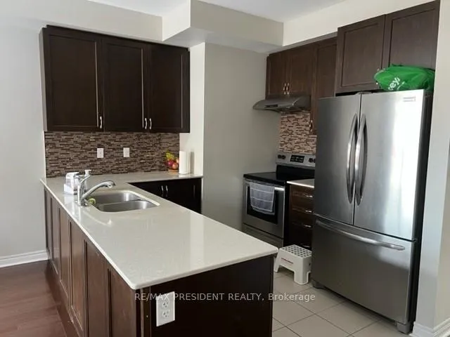 Photo 9 of 38 Hogan Manor Drive, Brampton, Northwest Brampton — HOMEH