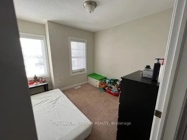 Photo 16 of 38 Hogan Manor Drive, Brampton, Northwest Brampton — HOMEH